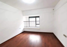 万科城市之光 3室2厅2卫 120m&sup2;