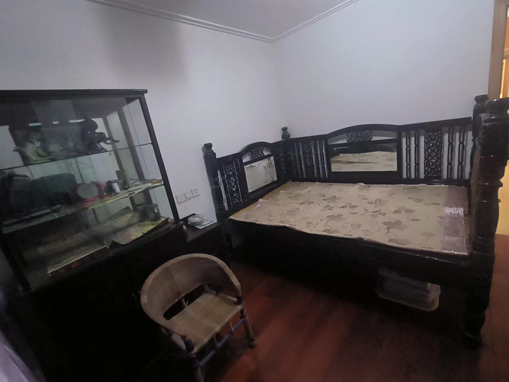 易家桥新村 2室1厅1卫 62m&sup2;