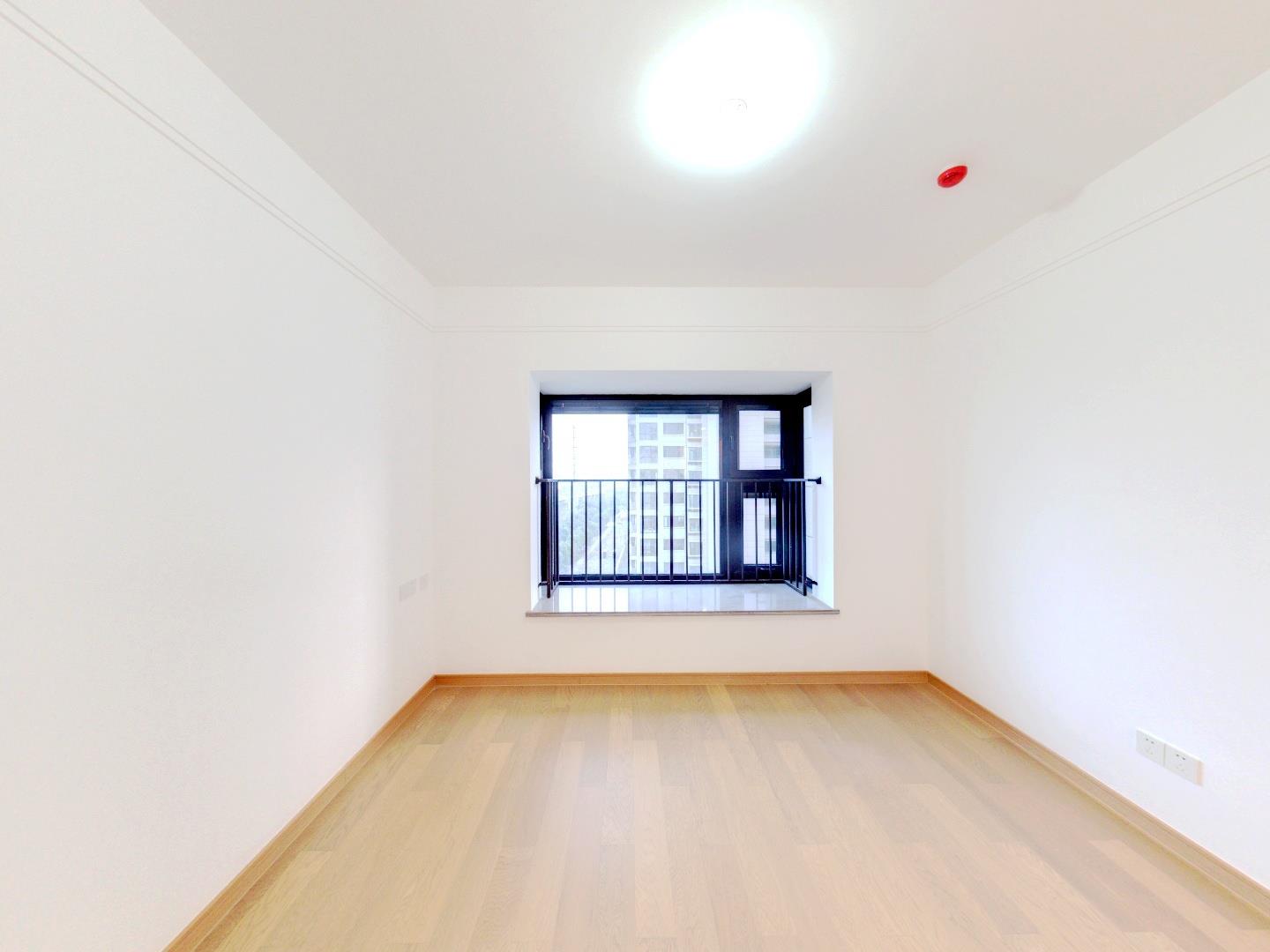 时光漫城 3室2厅2卫 116m&sup2;
