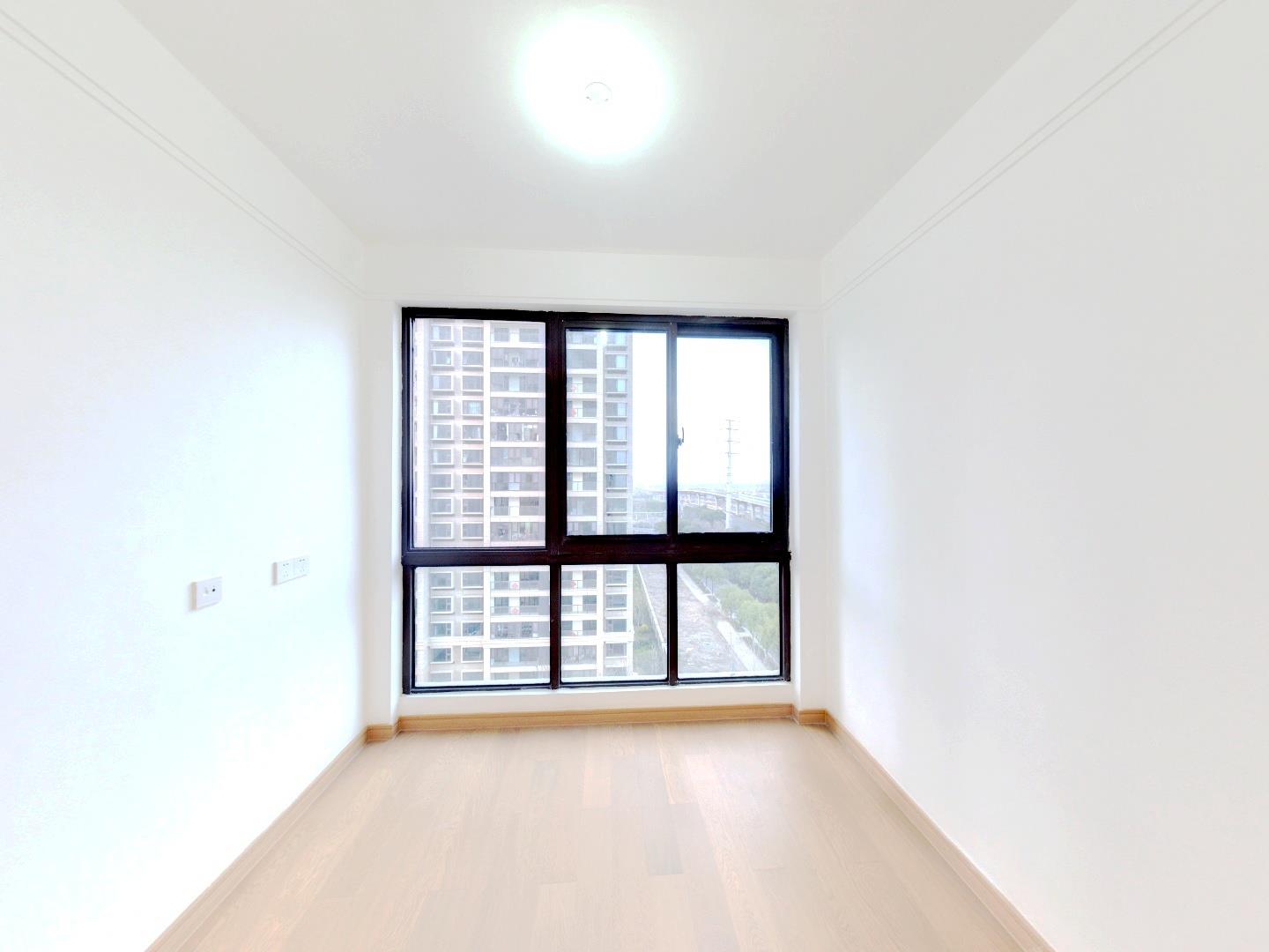时光漫城 3室2厅2卫 116m&sup2;