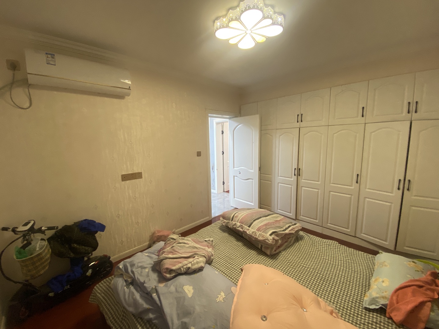 惠泽苑 3室1厅1卫 93m&sup2;