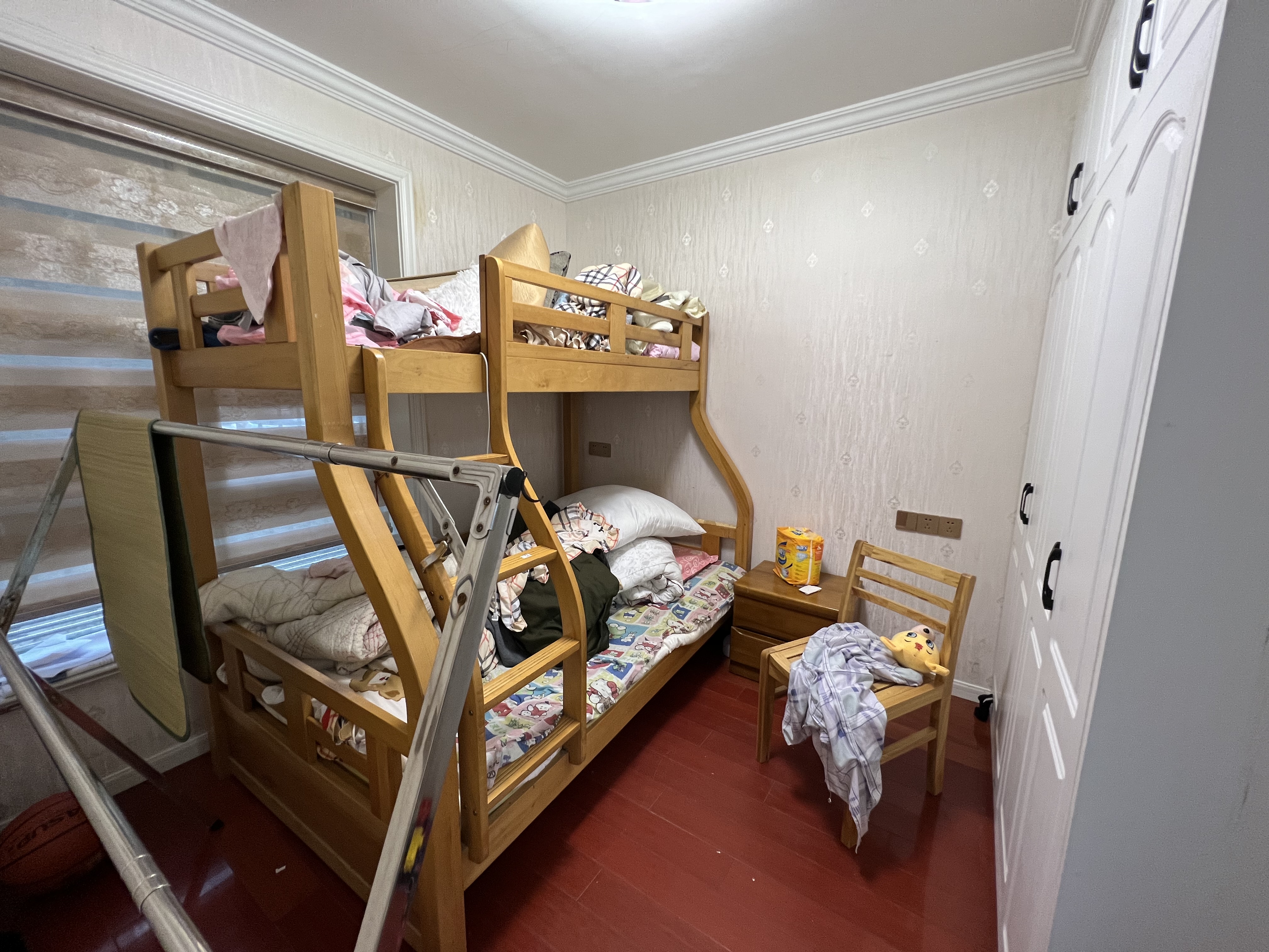 惠泽苑 3室1厅1卫 120m&sup2;
