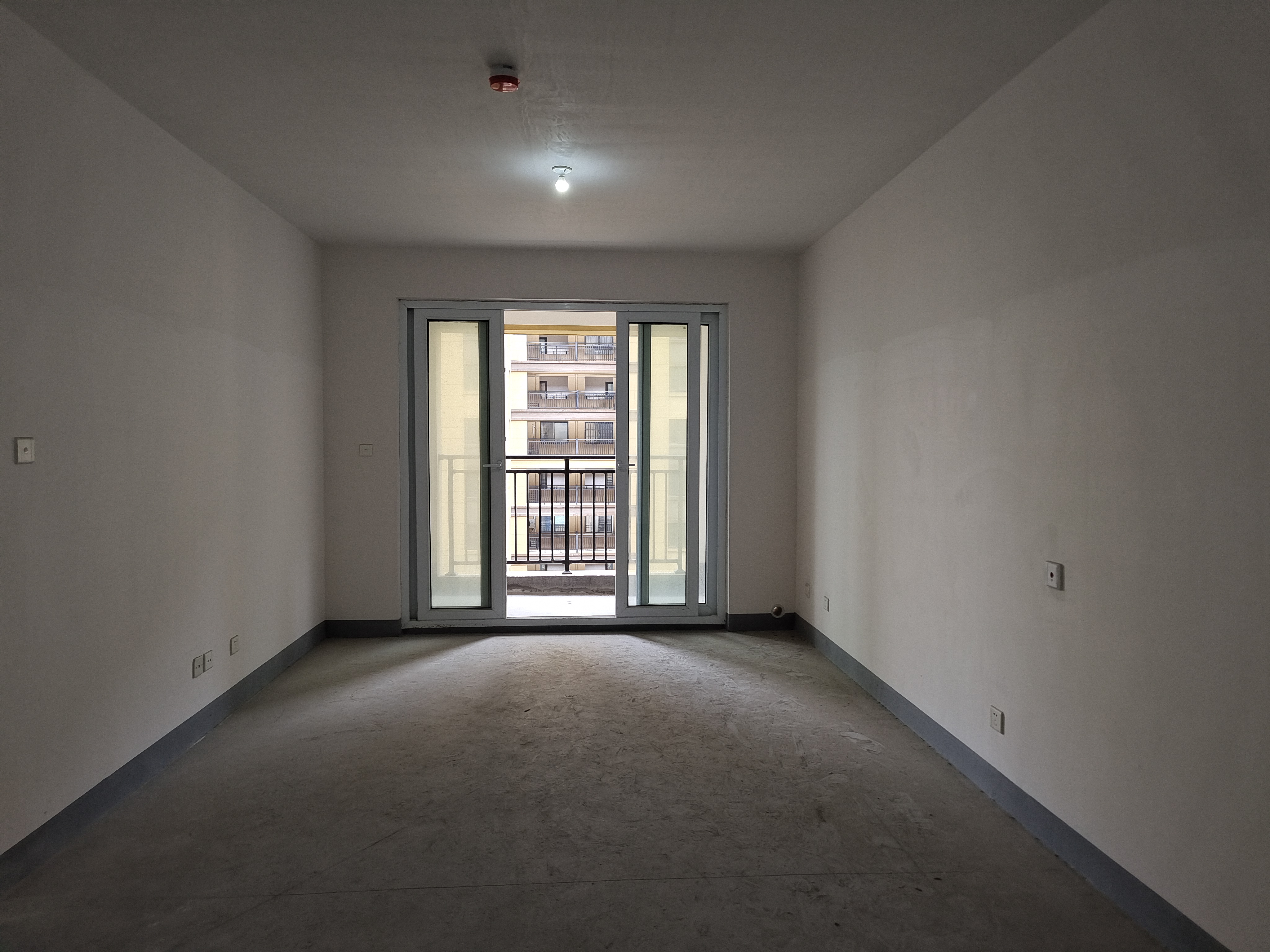 新城香溢紫郡 3室2厅1卫 96.65m&sup2;