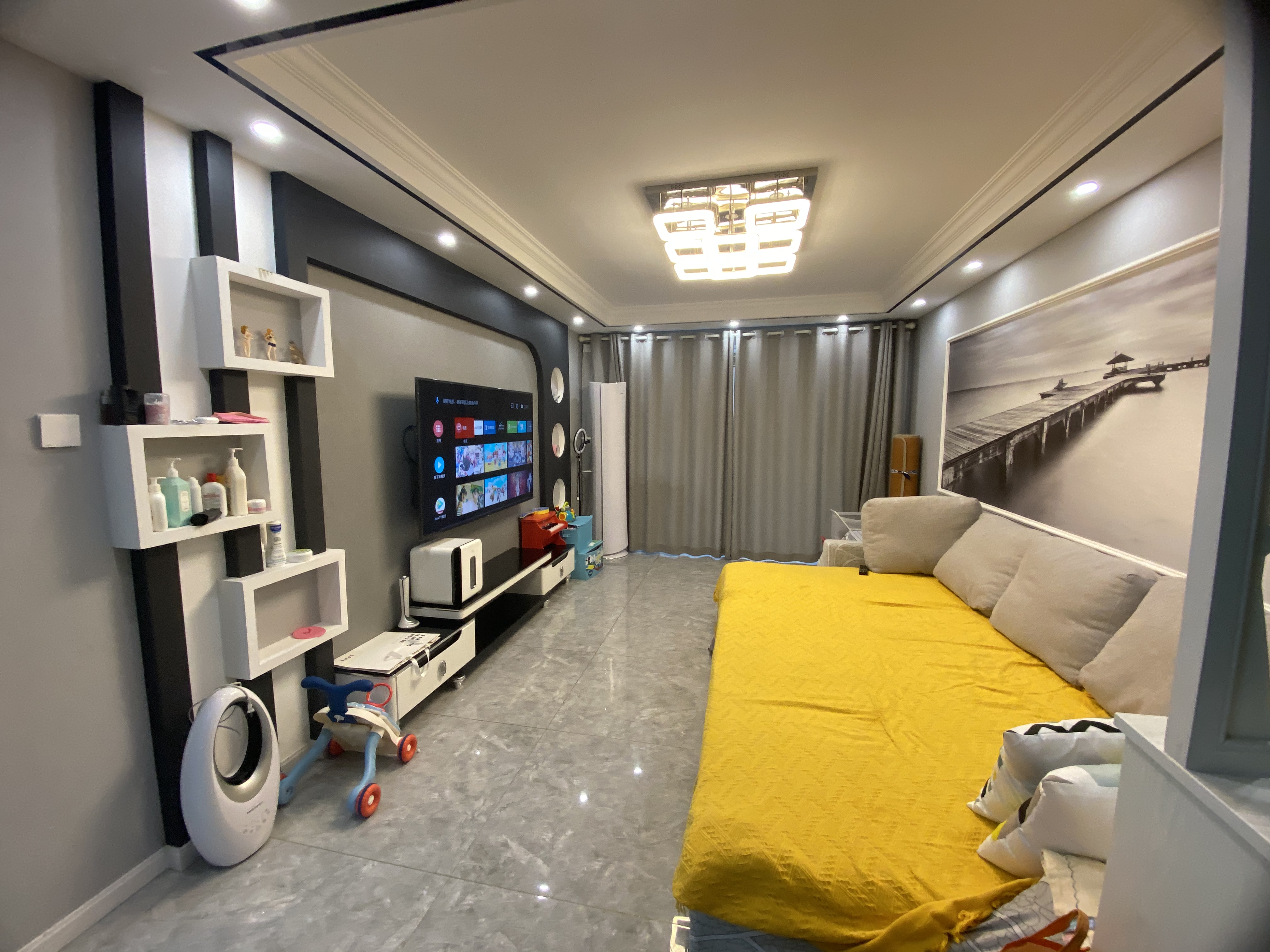 世纪新城 2室1厅1卫 92m&sup2;