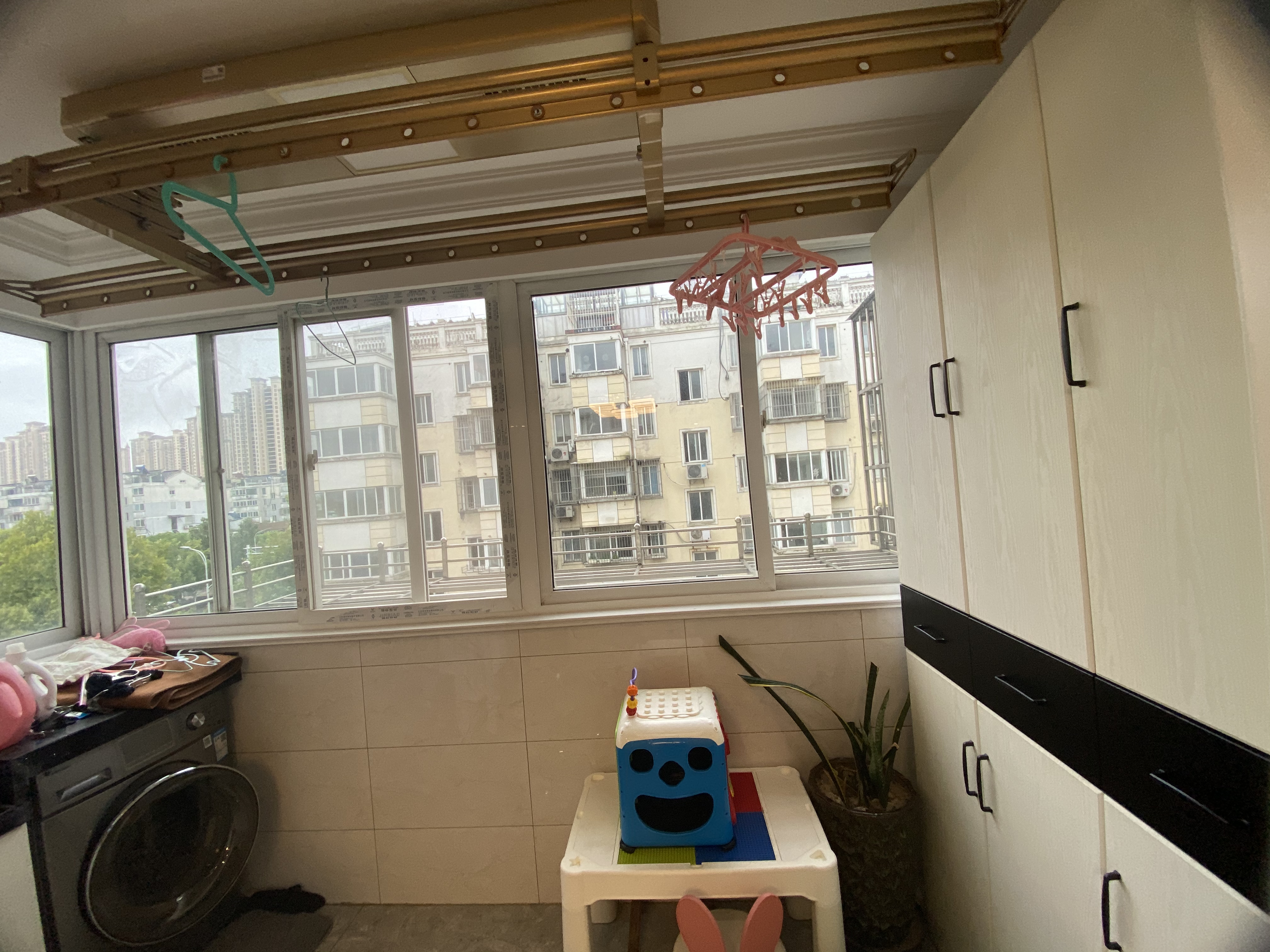 世纪新城 2室1厅1卫 92m&sup2;