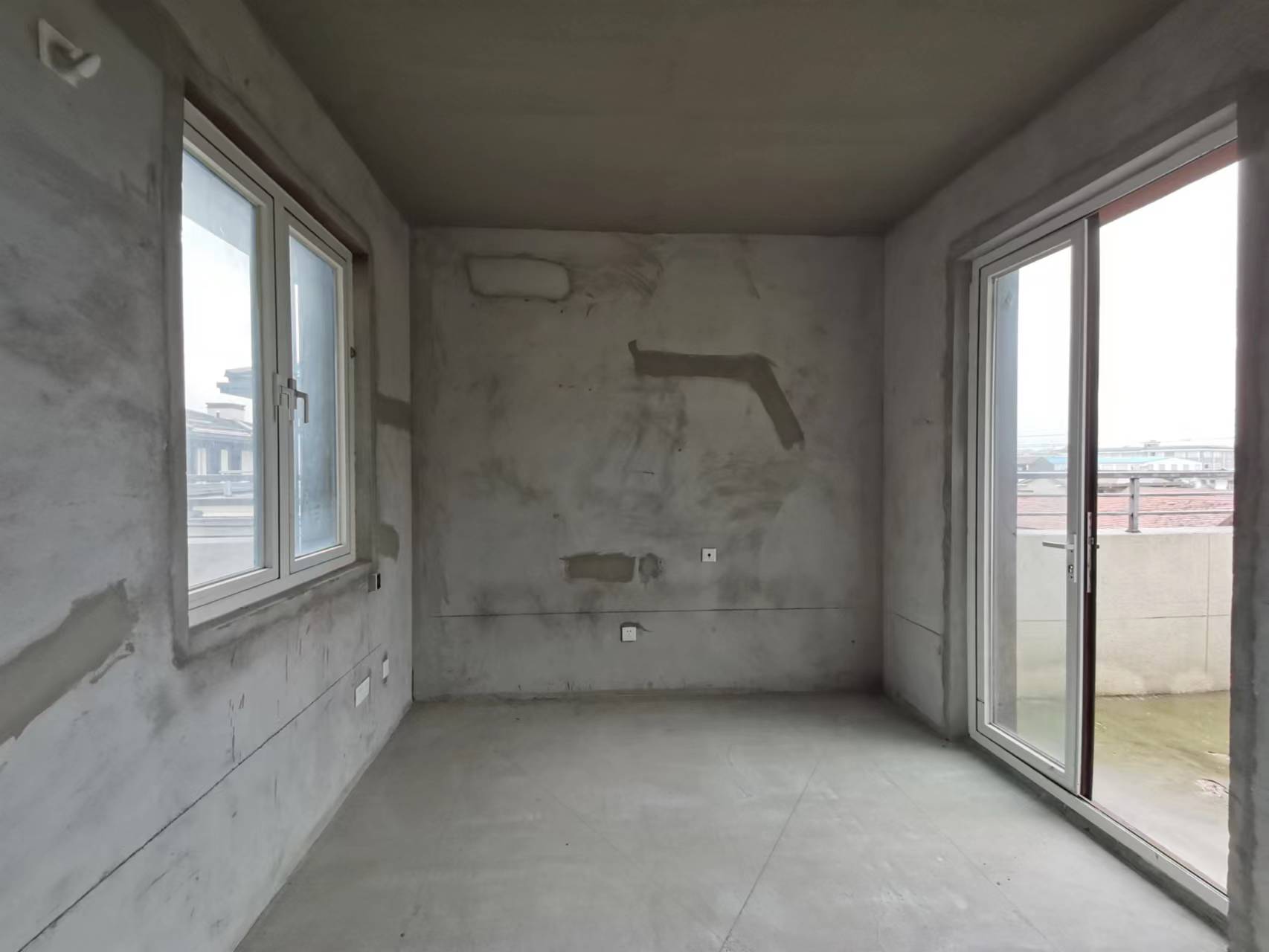 东宝&middot;怡沁园 4室2厅2卫 355.00m&sup2;
