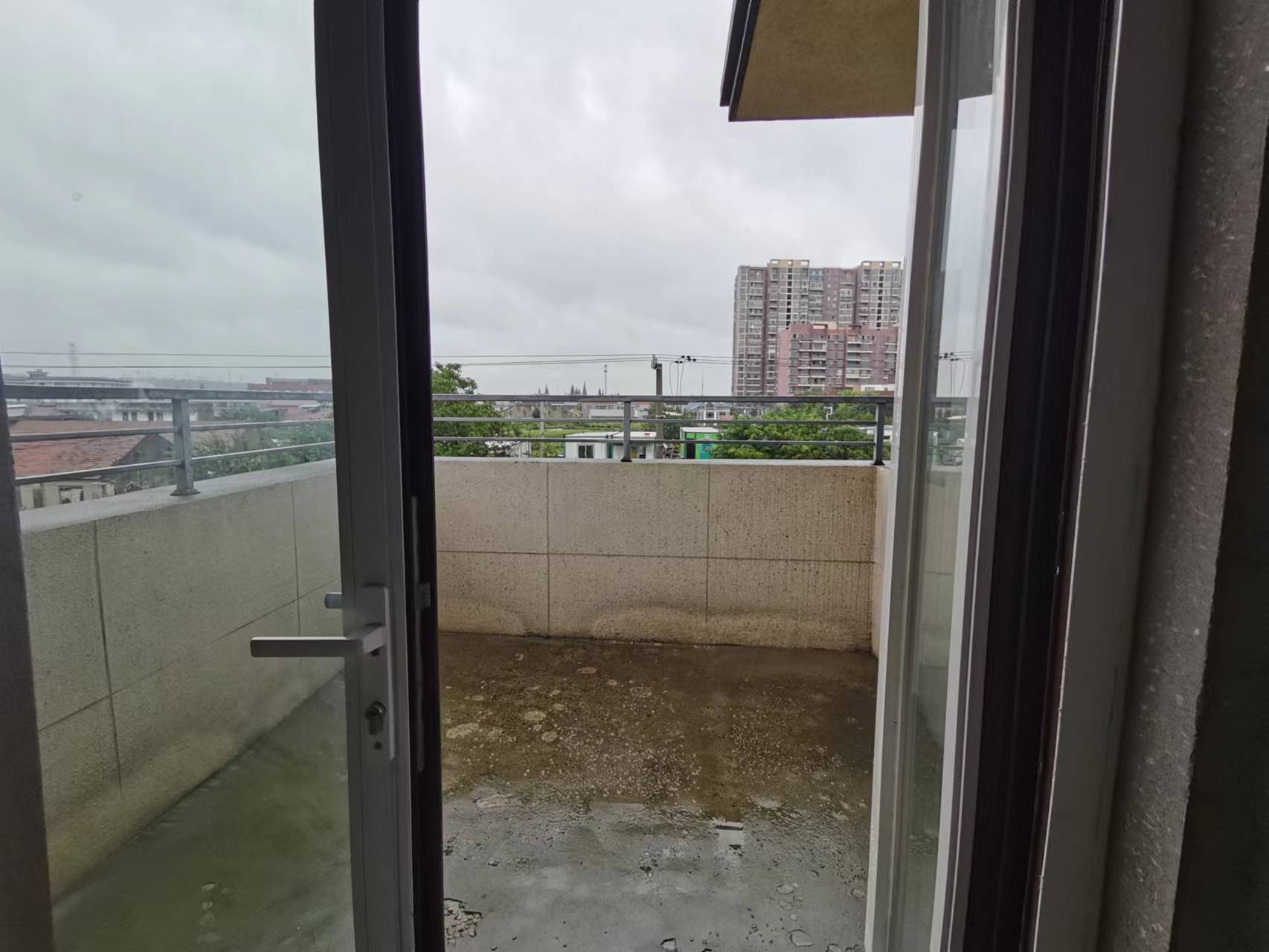 东宝&middot;怡沁园 4室2厅2卫 355.00m&sup2;