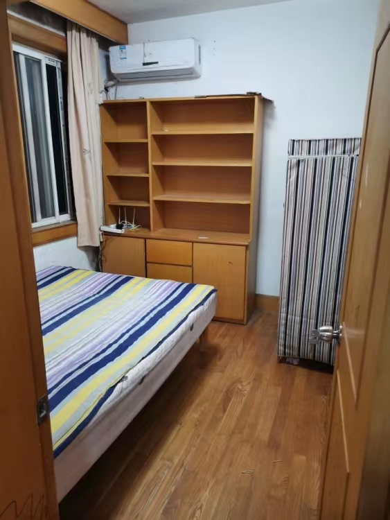 光明东村一期 3室1厅1卫 80m&sup2;