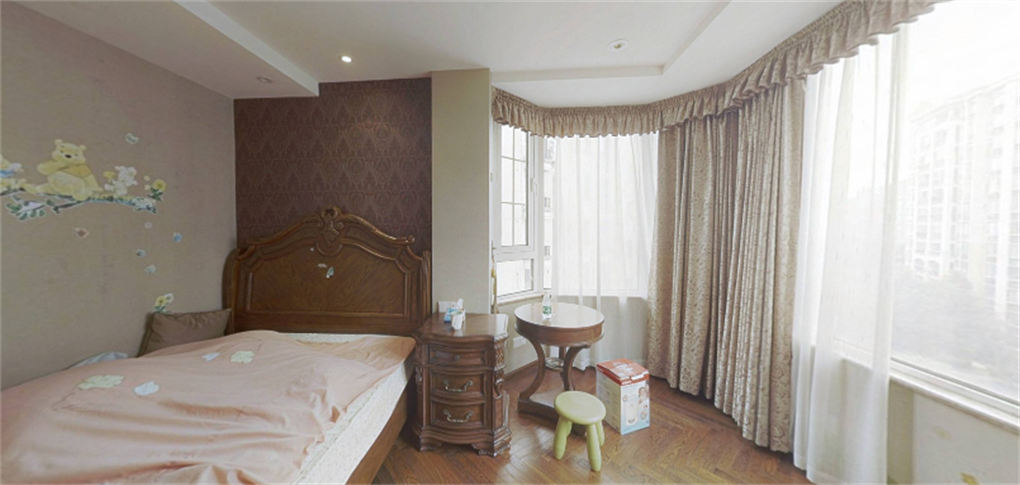优山美地花园南区 4室2厅2卫 331.00m&sup2;