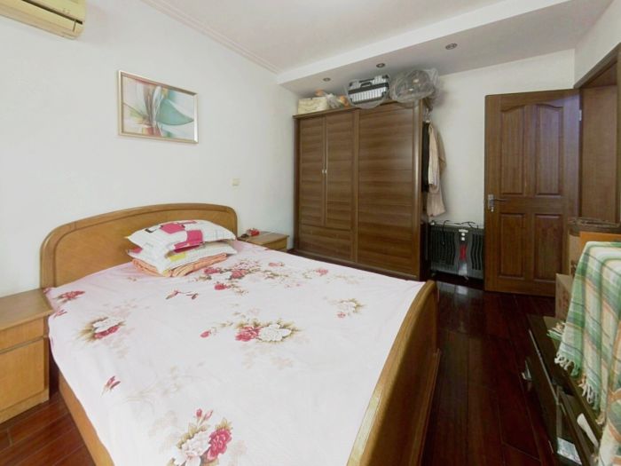 学田北苑 5室2厅2卫 181m&sup2;