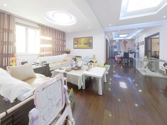 学田北苑 5室2厅2卫 181m²
