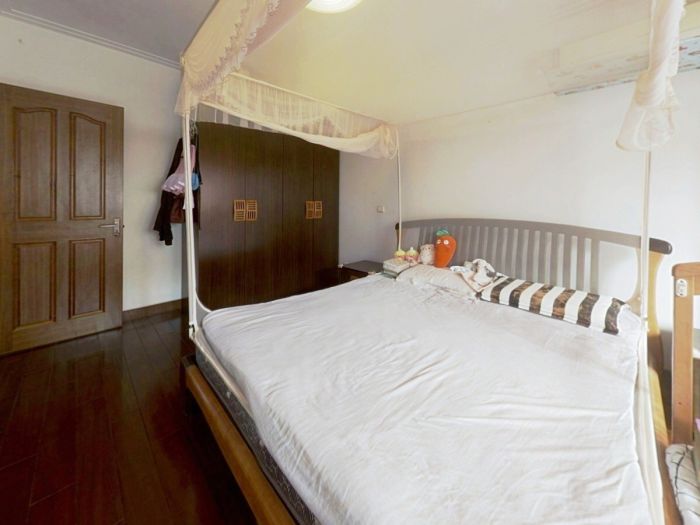 学田北苑 5室2厅2卫 181m&sup2;