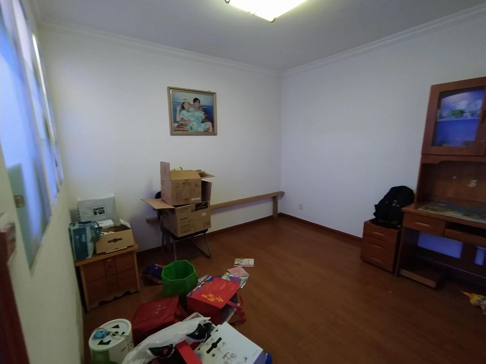 永兴佳园二期 3室2厅1卫 107m²