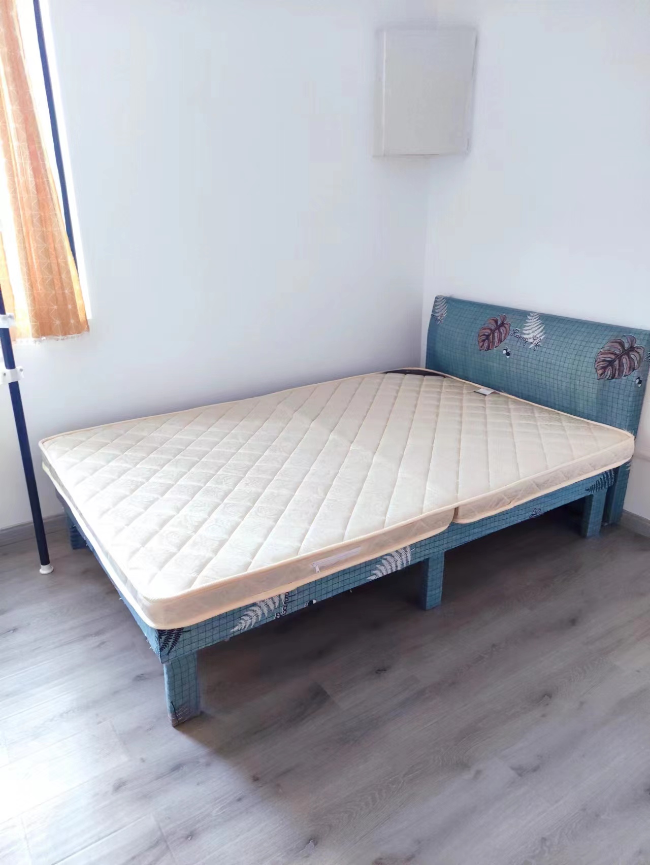 兴石花园 3室2厅2卫 130m&sup2;