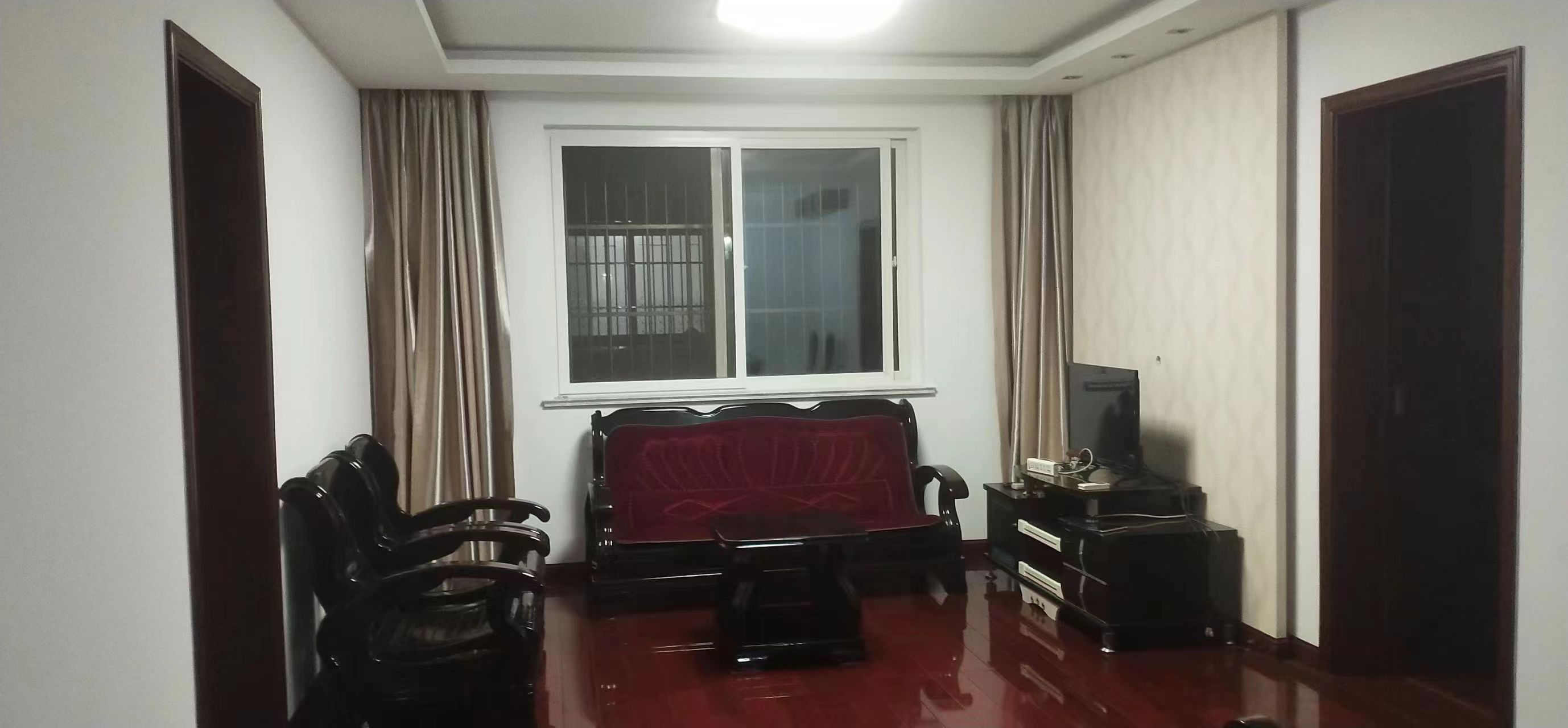 城港花苑 2室1厅1卫 104m&sup2;