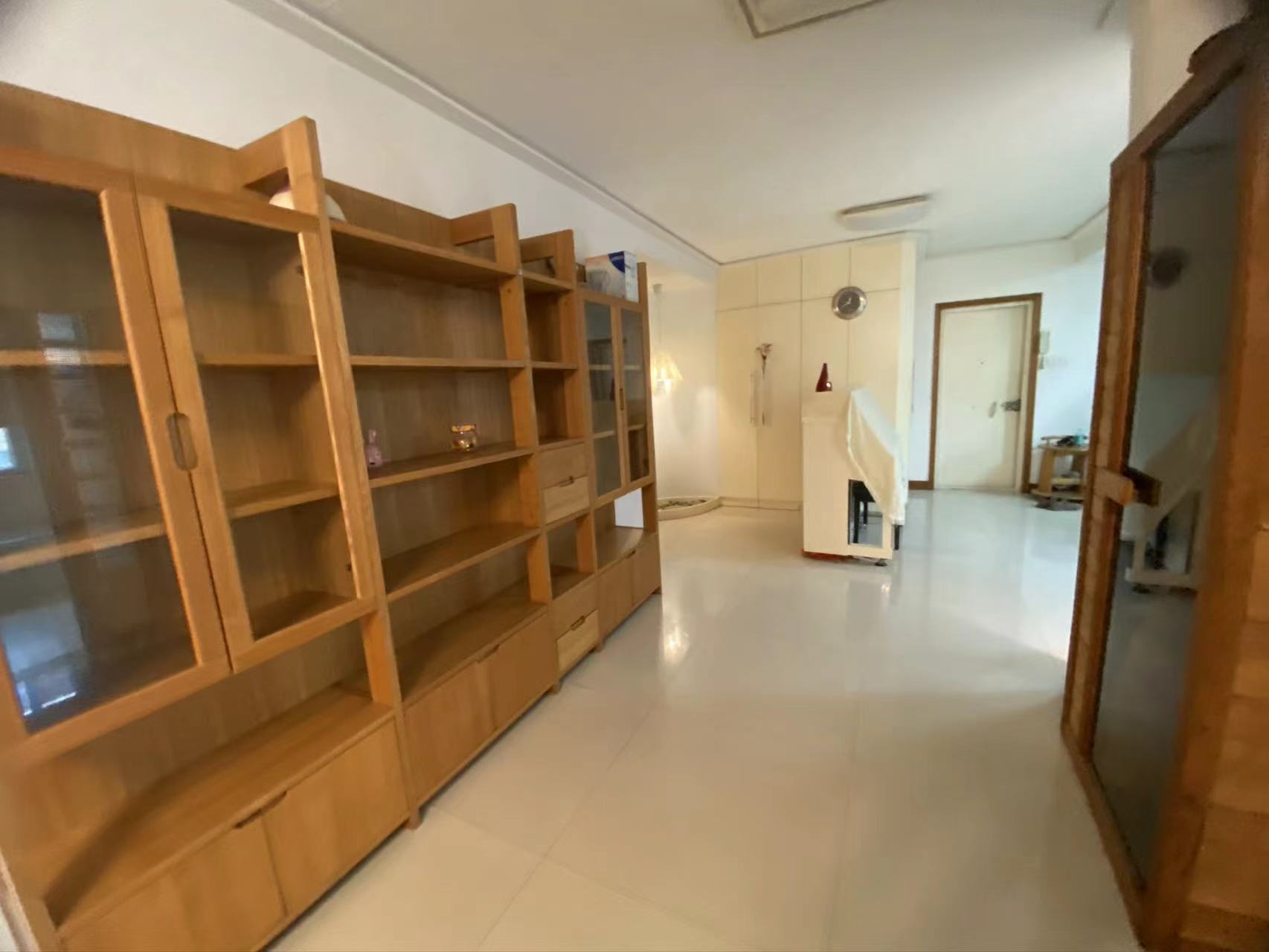 朝晖花园 3室2厅1卫 142m&sup2;