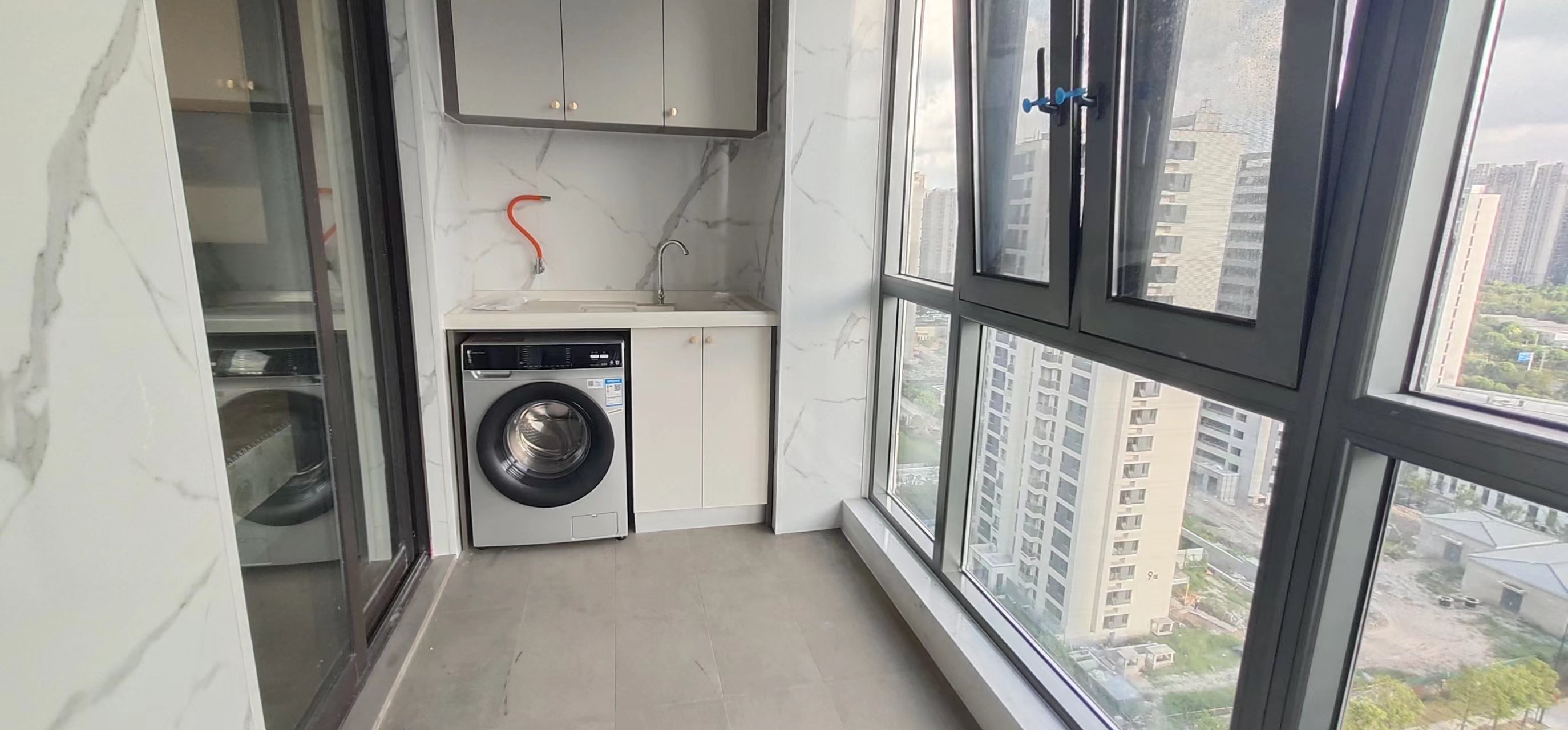 中海上东区 3室2厅2卫 124m&sup2;