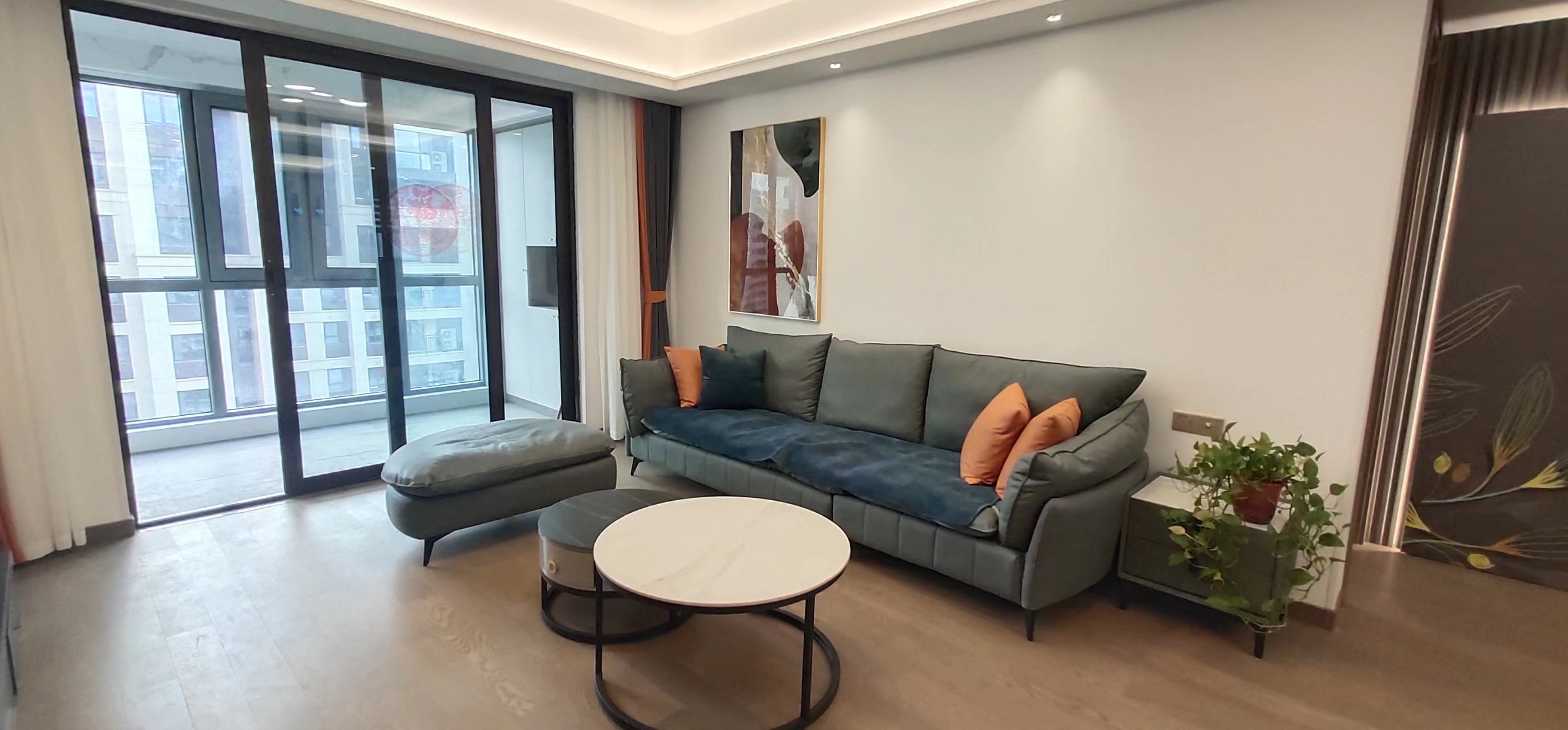 中海上东区 3室2厅2卫 124m&sup2;
