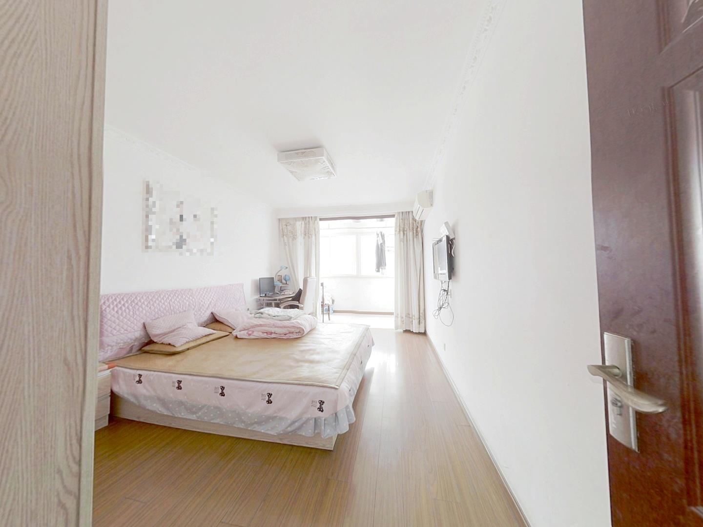 世纪新城 2室厅卫 82m&sup2;