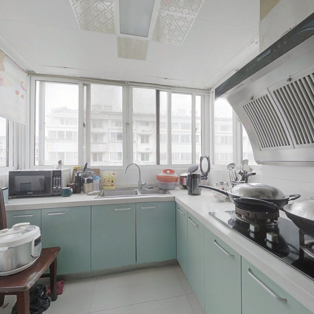 世纪新城 2室厅卫 82m&sup2;