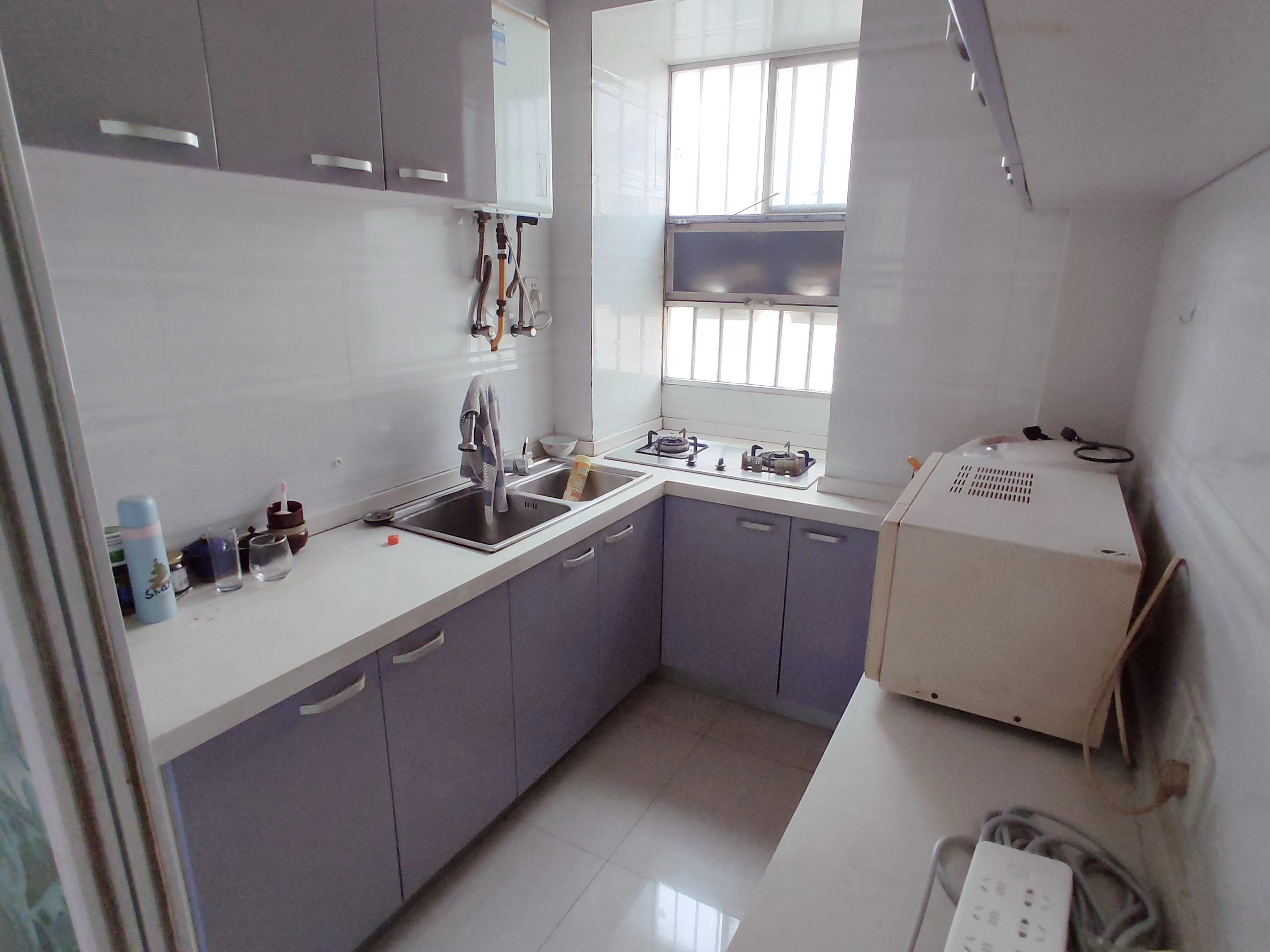 虹桥新村(朝霞路) 2室1厅1卫 60m&sup2;