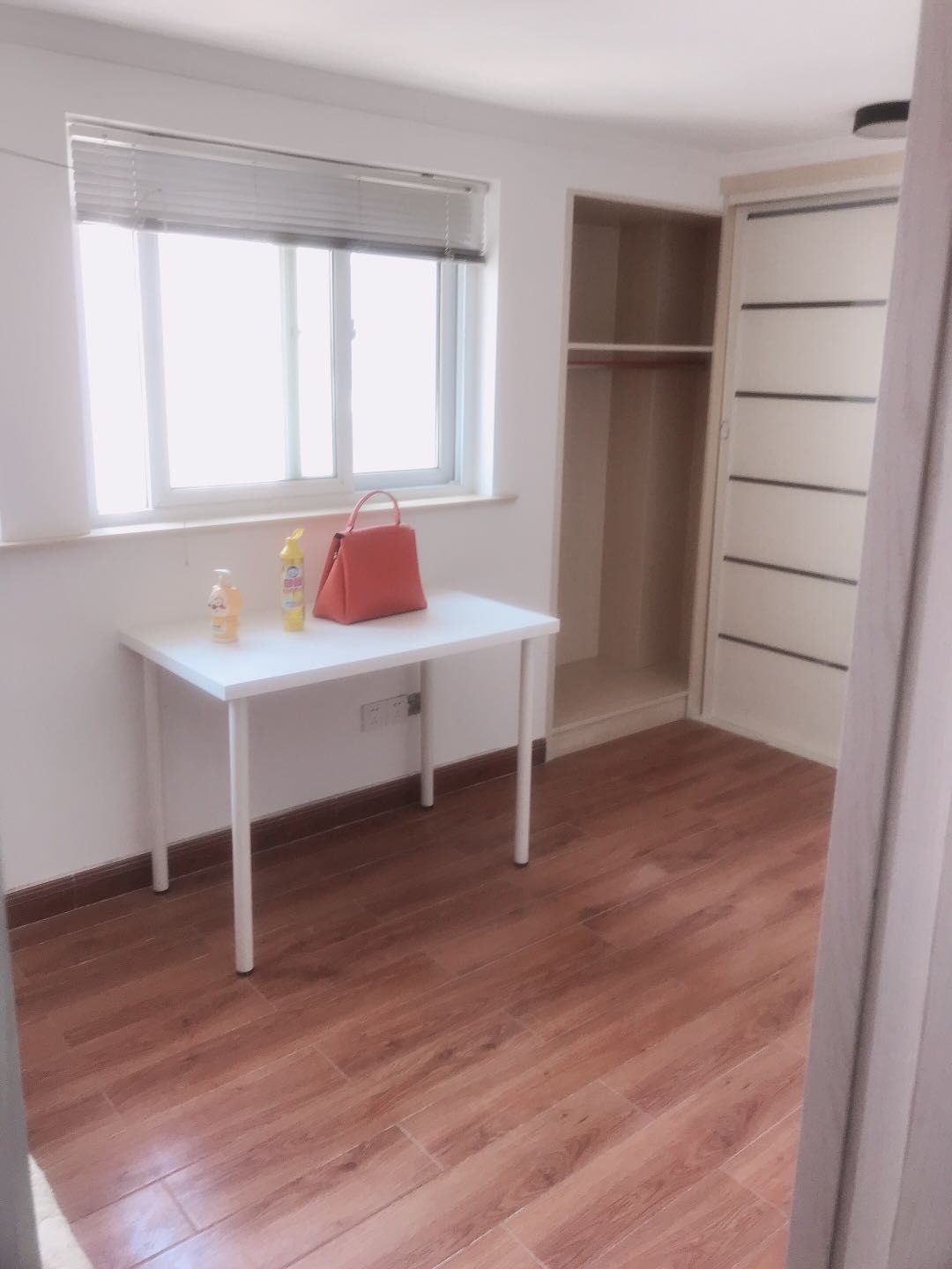 纽约时代 1室1厅1卫 60m&sup2;