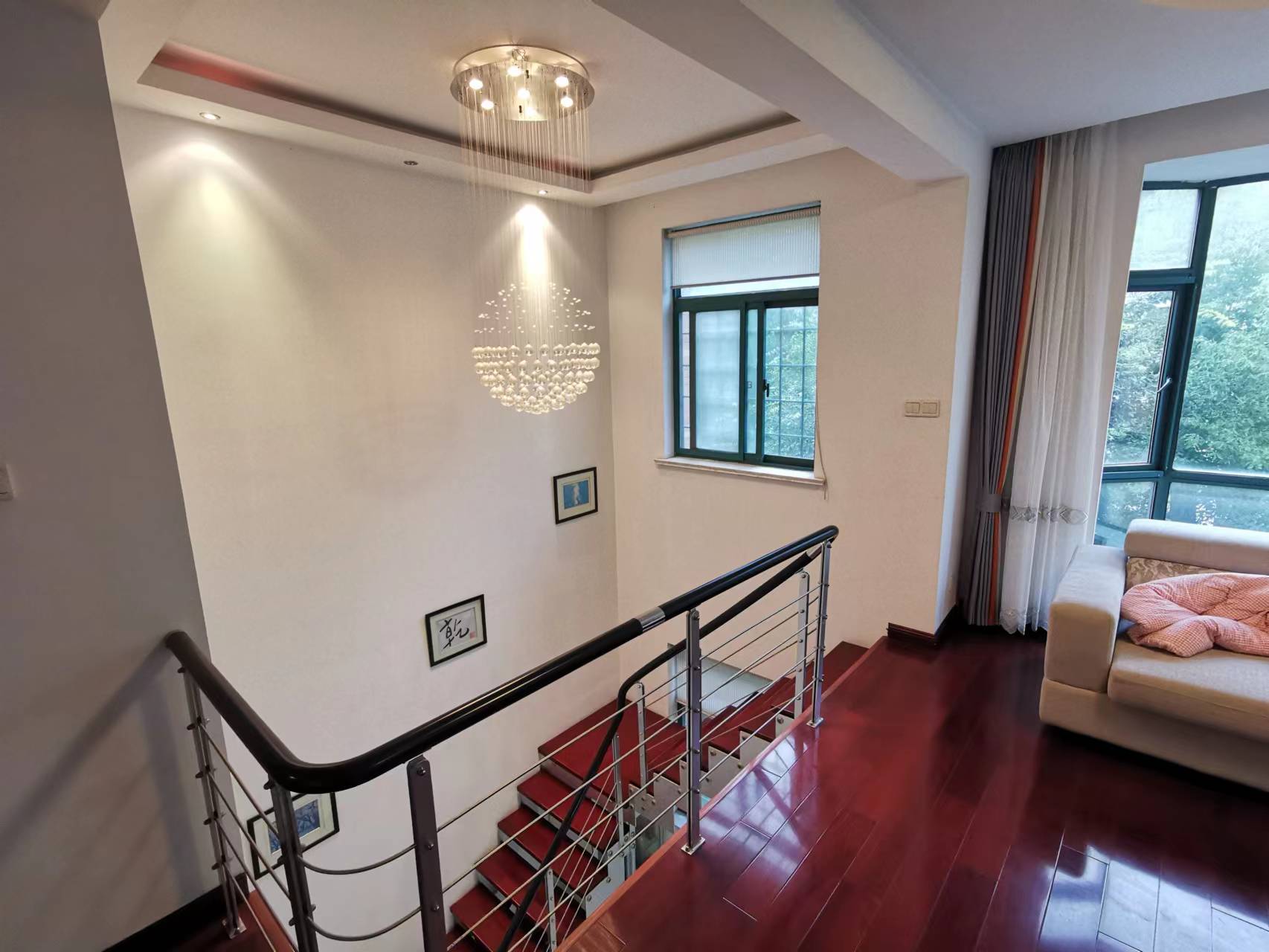凤凰莱茵苑 4室2厅3卫 210.59m&sup2;