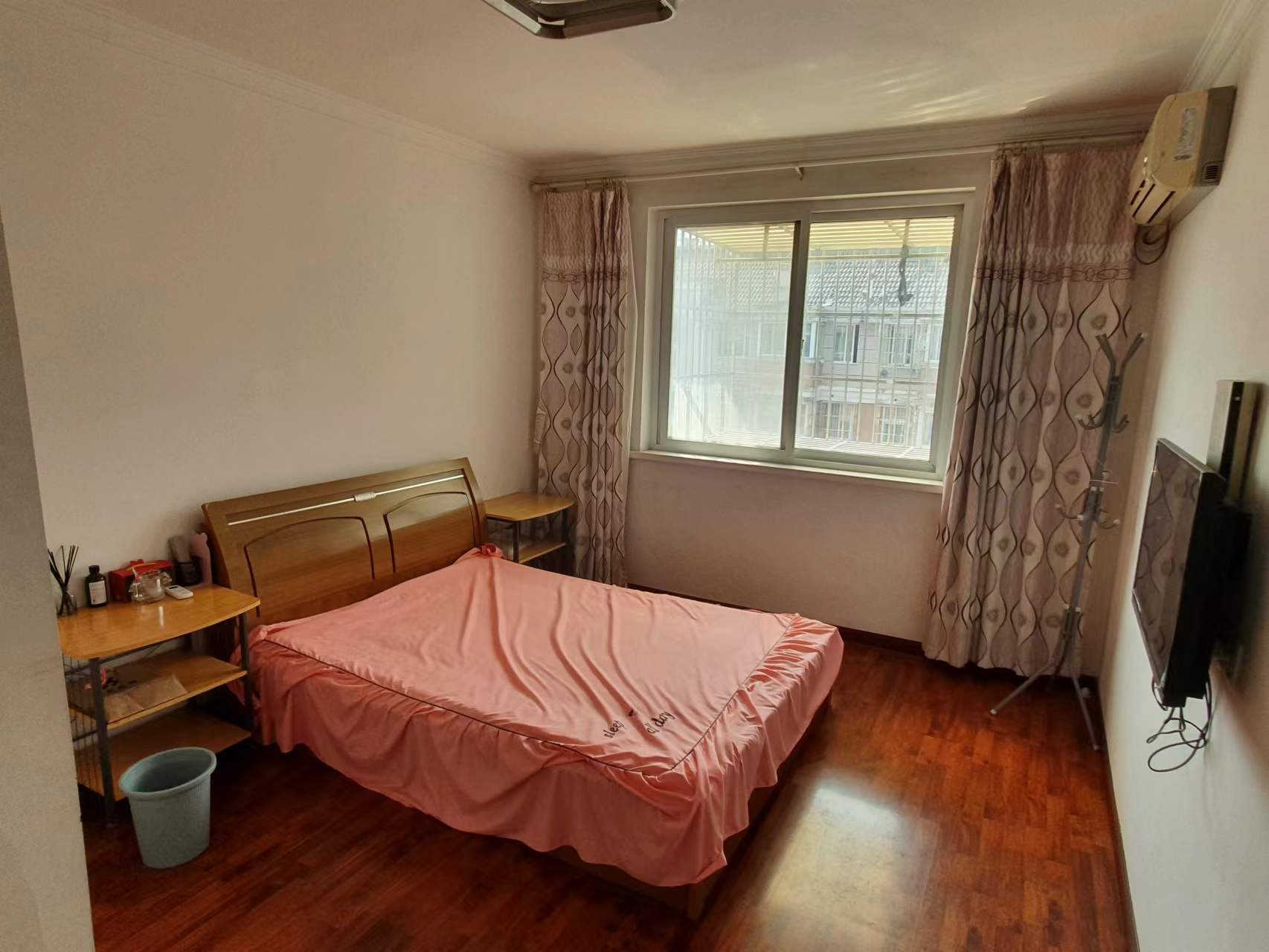 五山新苑 3室2厅2卫 90m&sup2;