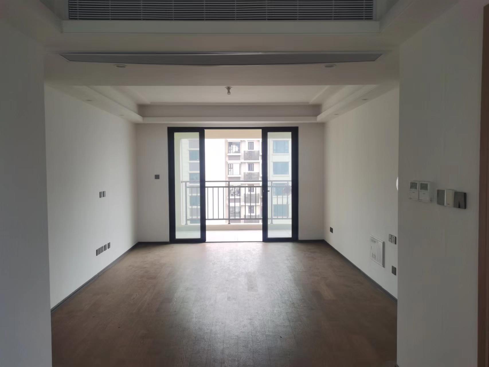 春风南岸西园 3室2厅2卫 123m&sup2;