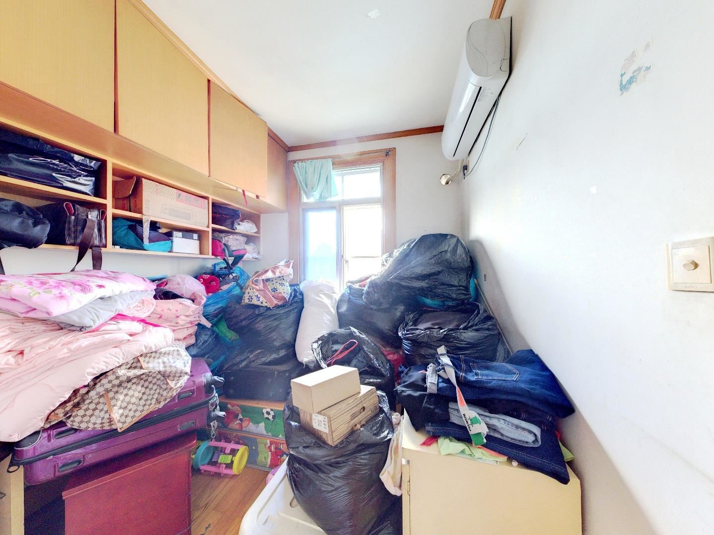 新建路新村 3室1厅1卫 80.7m&sup2;