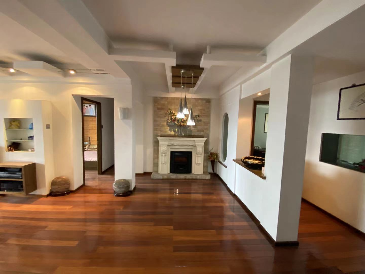 北濠山庄 3室2厅2卫 140m&sup2;
