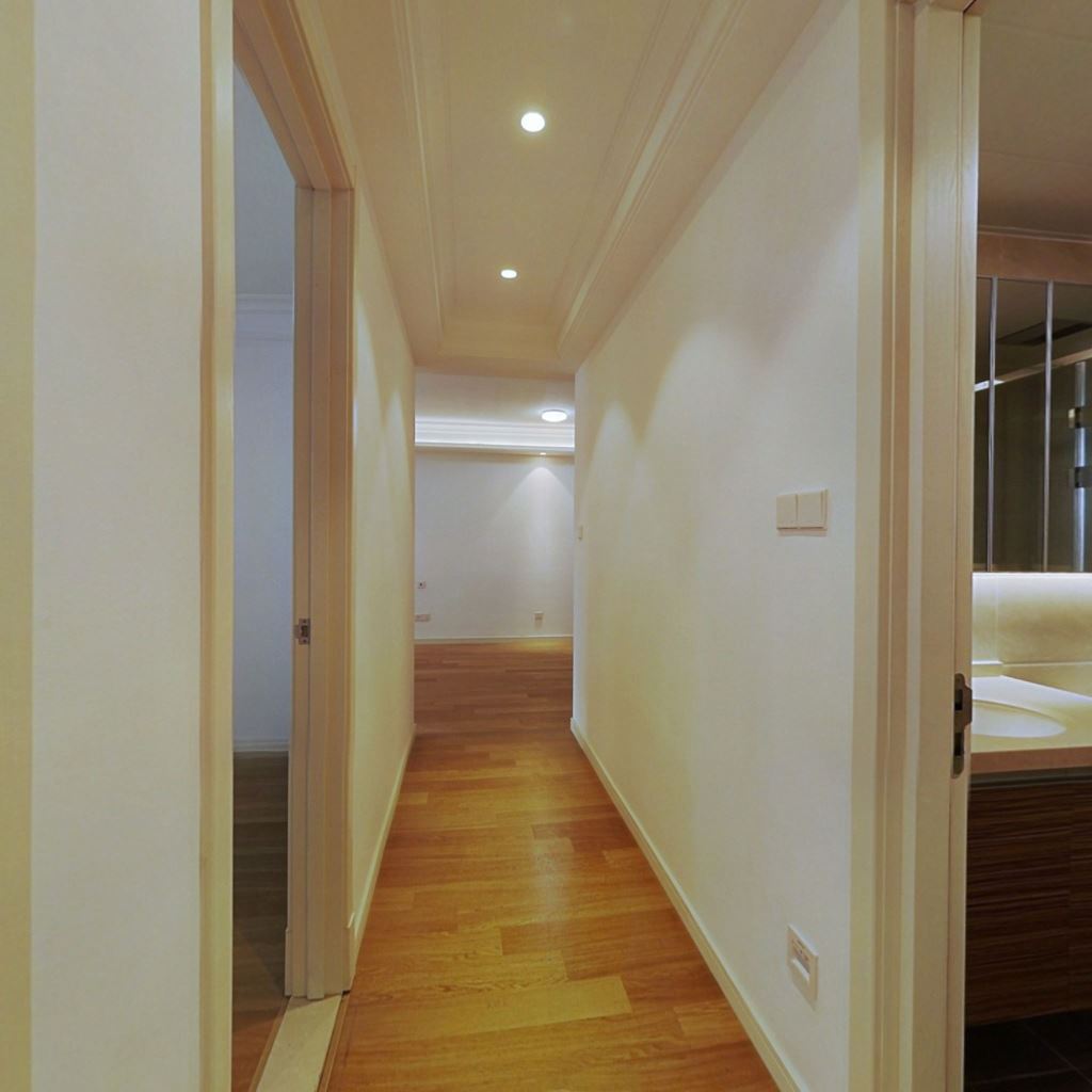 中海碧林湾 3室2厅2卫 97.00m&sup2;