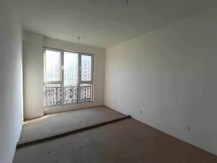中南世纪花城二期 4室2厅2卫 155m&sup2;