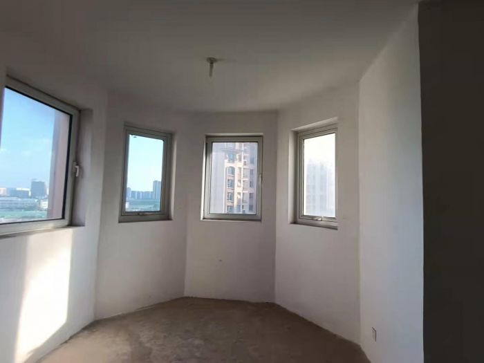 中南世纪花城二期 4室2厅2卫 155m&sup2;