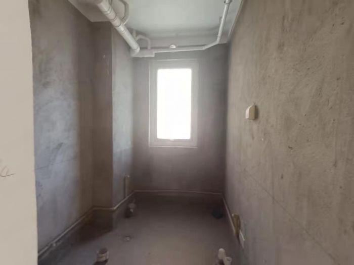中南世纪花城二期 4室2厅2卫 155m&sup2;