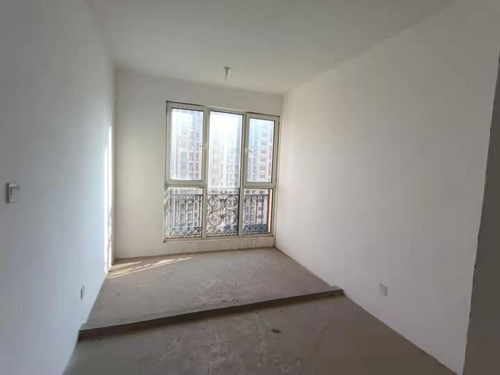 中南世纪花城二期 4室2厅2卫 155m&sup2;