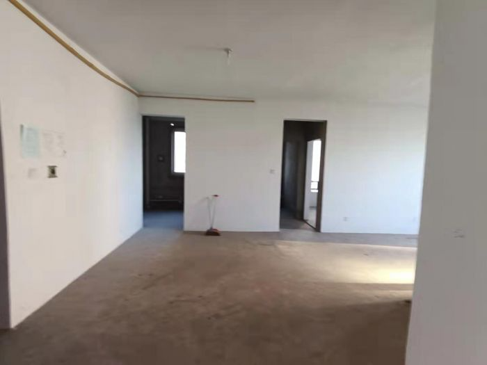 中南世纪花城二期 4室2厅2卫 155m&sup2;
