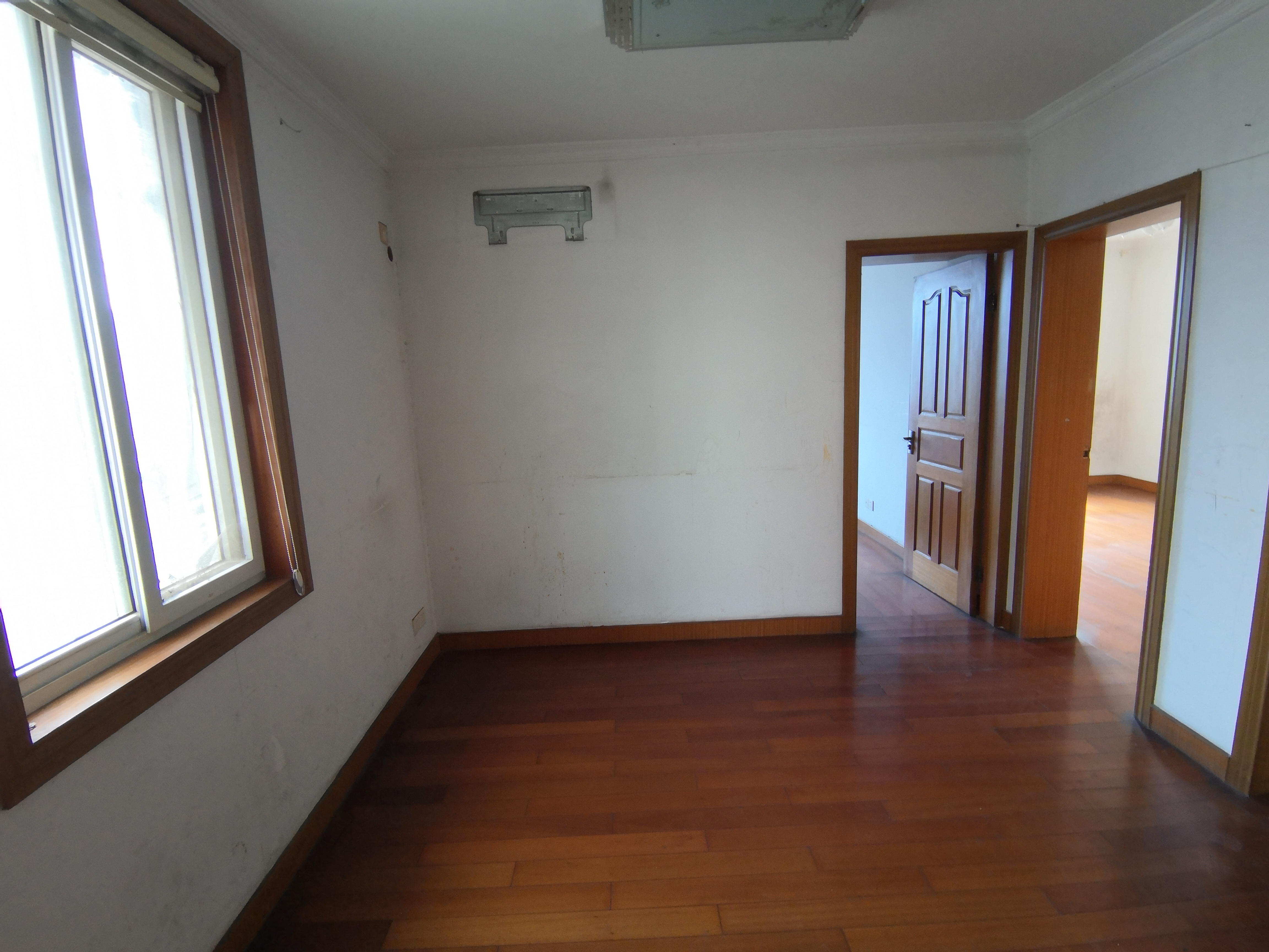 虹桥新村(朝霞路) 2室1厅1卫 68.50m&sup2;