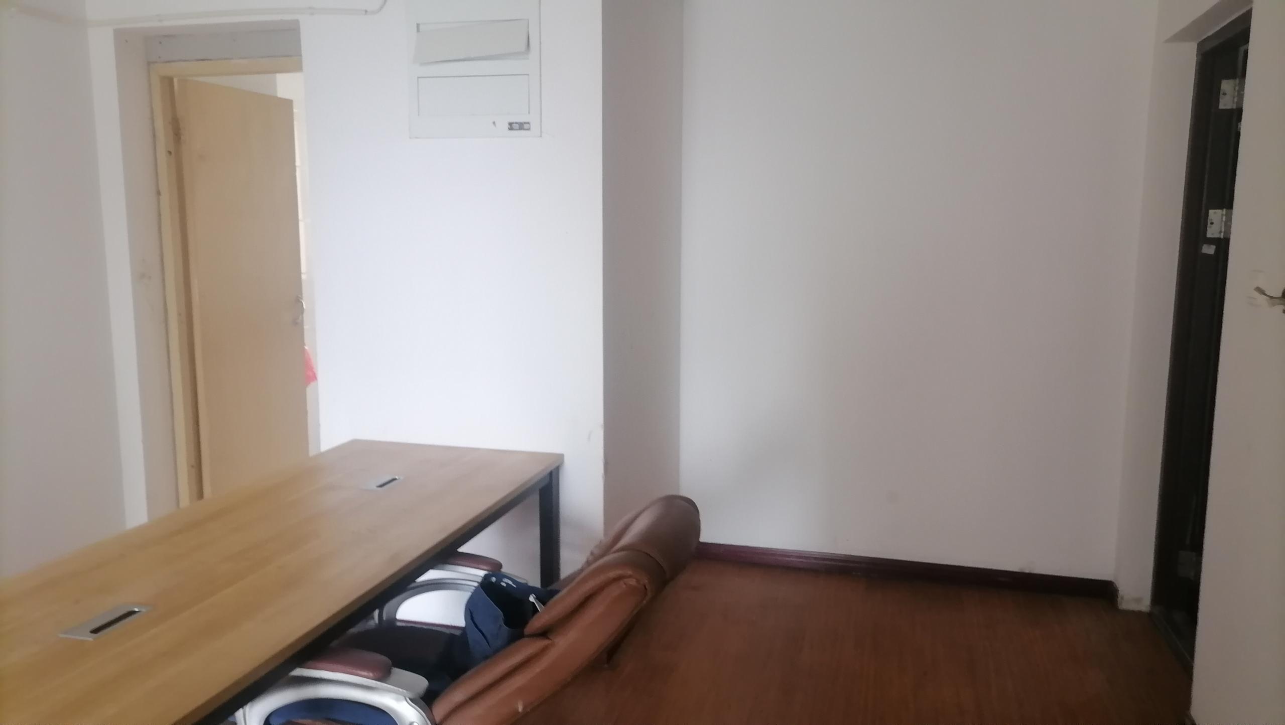 华润悦锦湾 4室1厅2卫 140.00m²