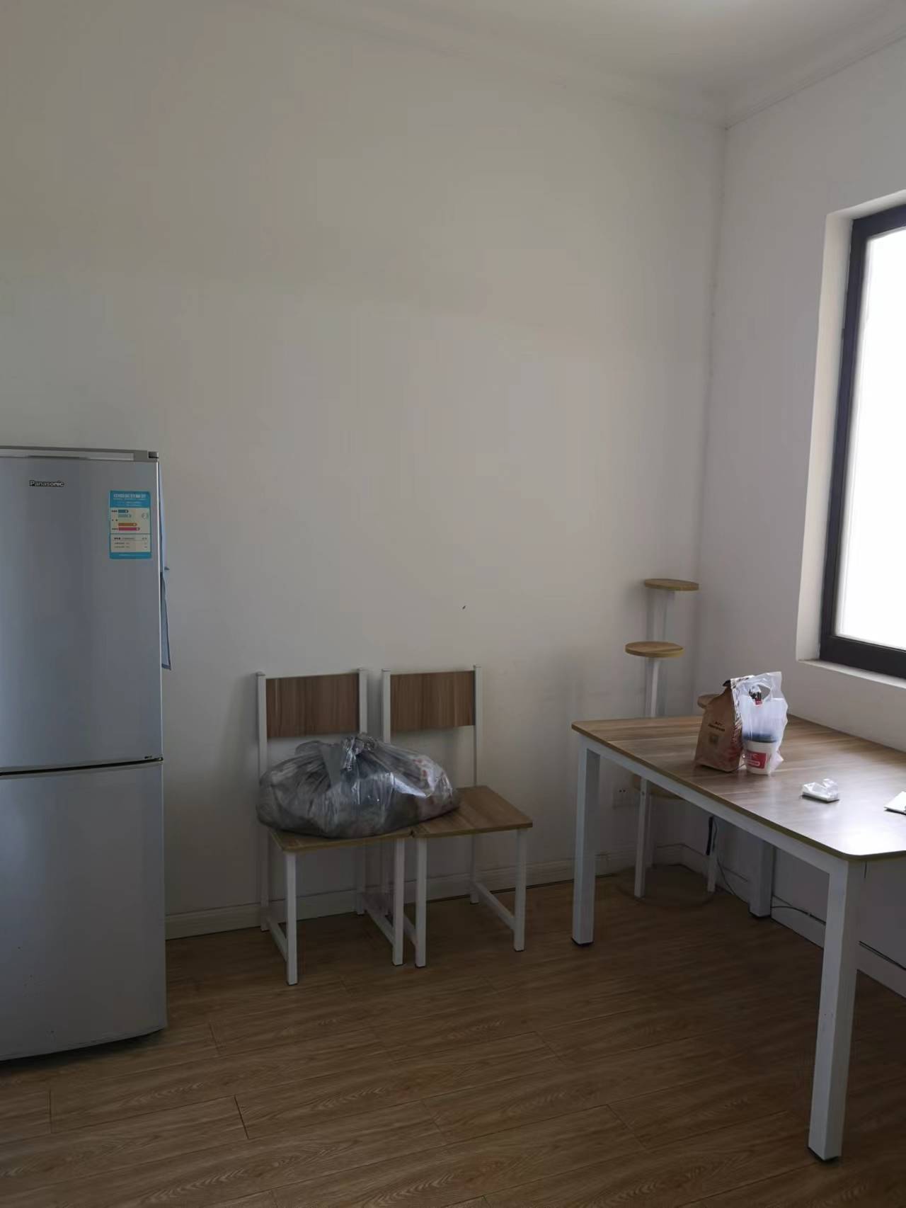 虹桥新村(朝霞路) 1室1厅1卫 45m&sup2;