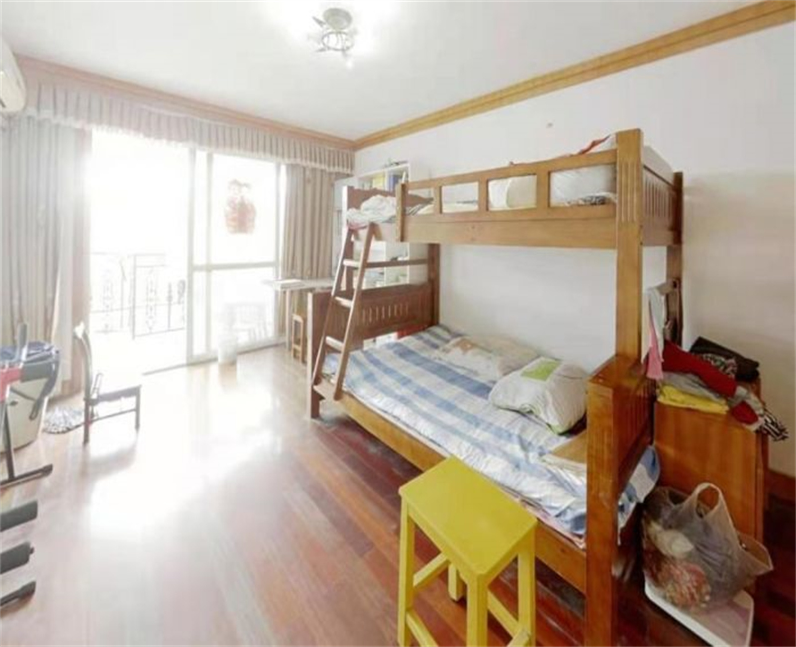 东方花苑 3室1厅1卫 119m&sup2;
