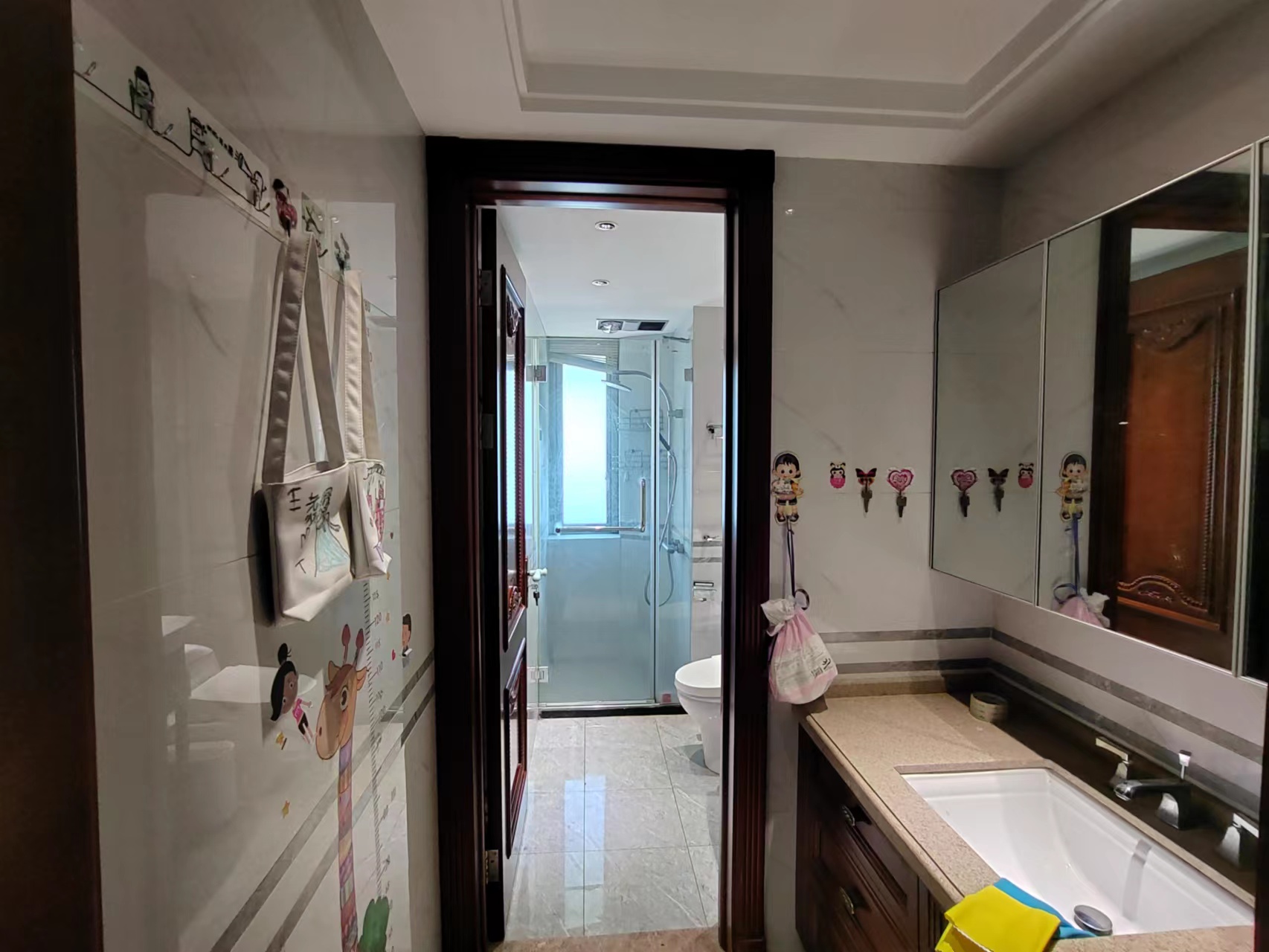 绿城玉兰公寓 3室2厅2卫 165m&sup2;