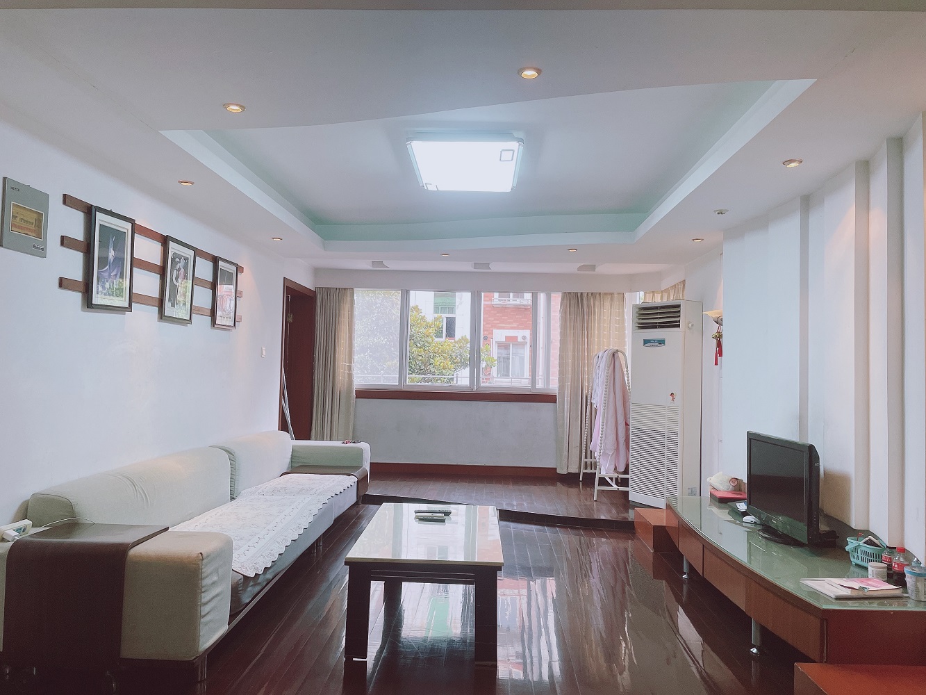 和兴花苑 3室2厅2卫 133.00m&sup2;