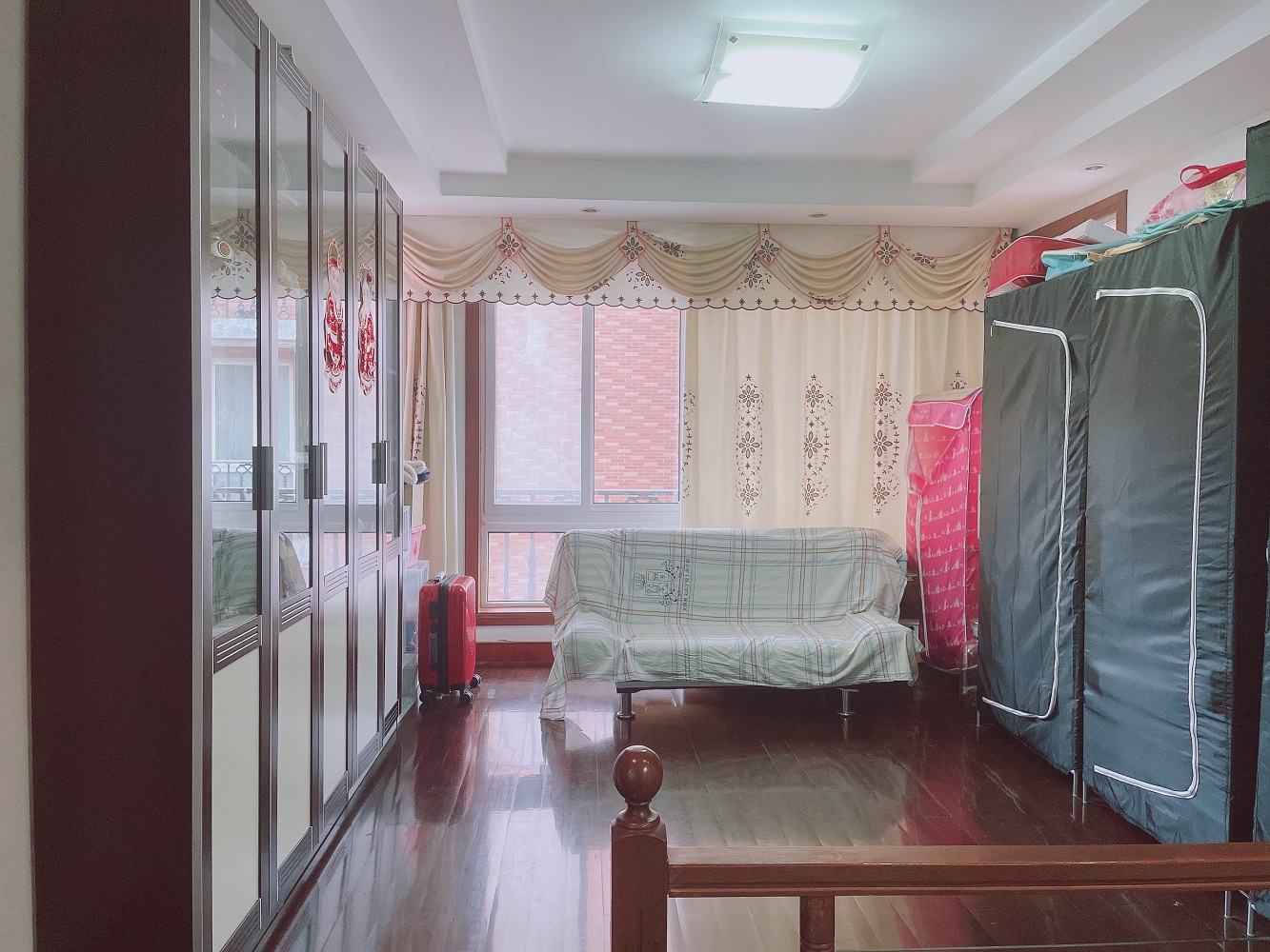 和兴花苑 3室2厅2卫 133.00m&sup2;