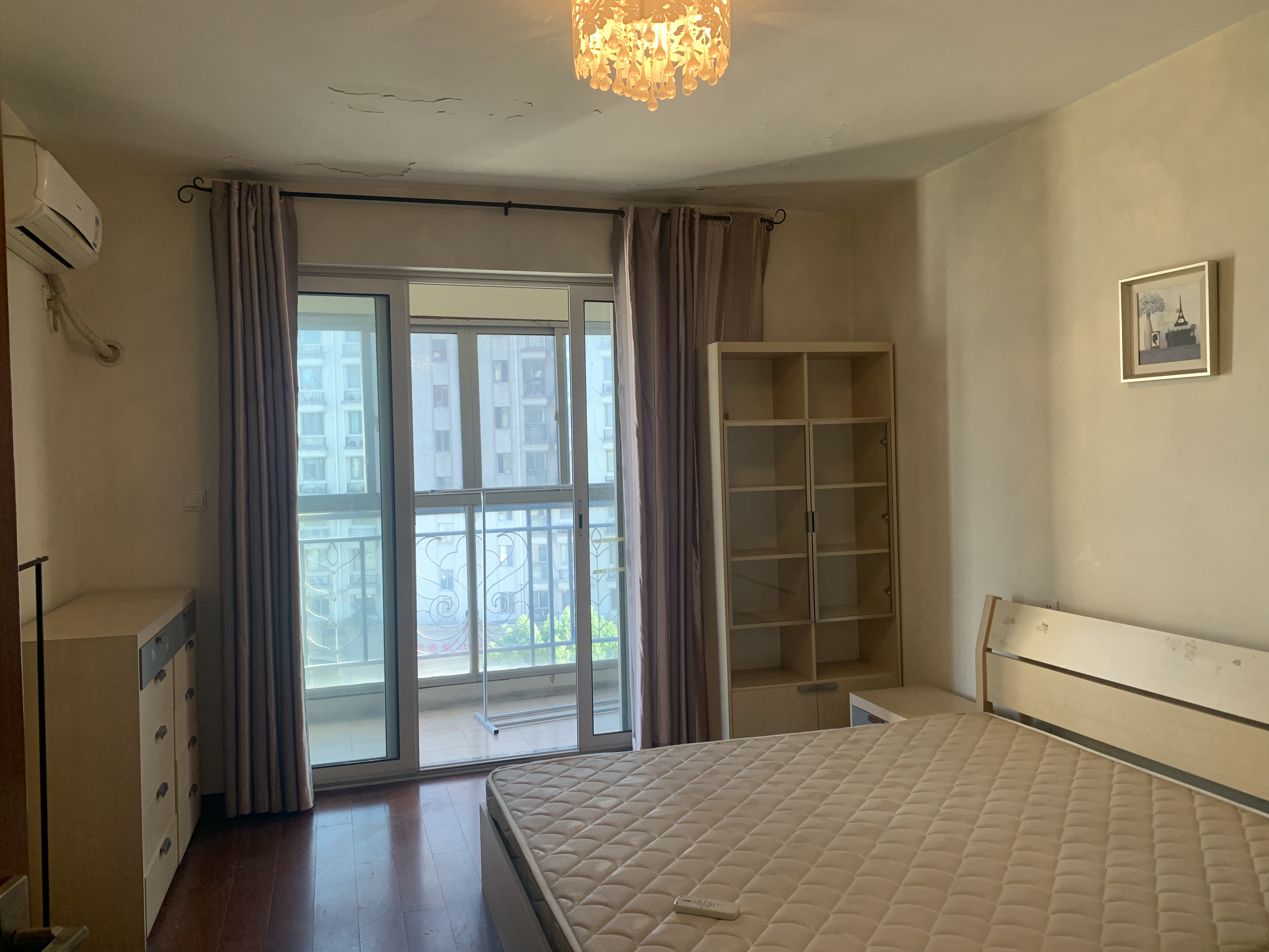 优山美地花园北区 3室2厅2卫 142m&sup2;