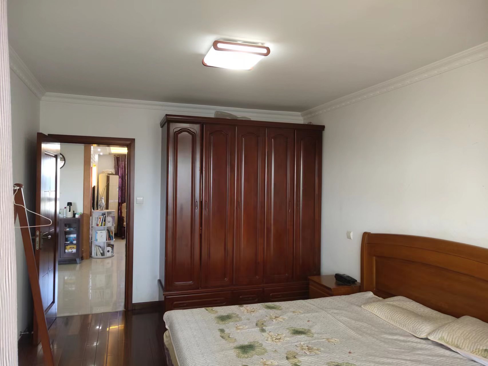 德民花苑西区 4室2厅2卫 170m&sup2;