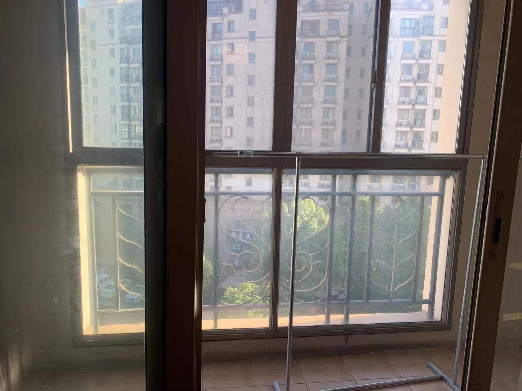 优山美地花园 3室2厅2卫 142m&sup2;