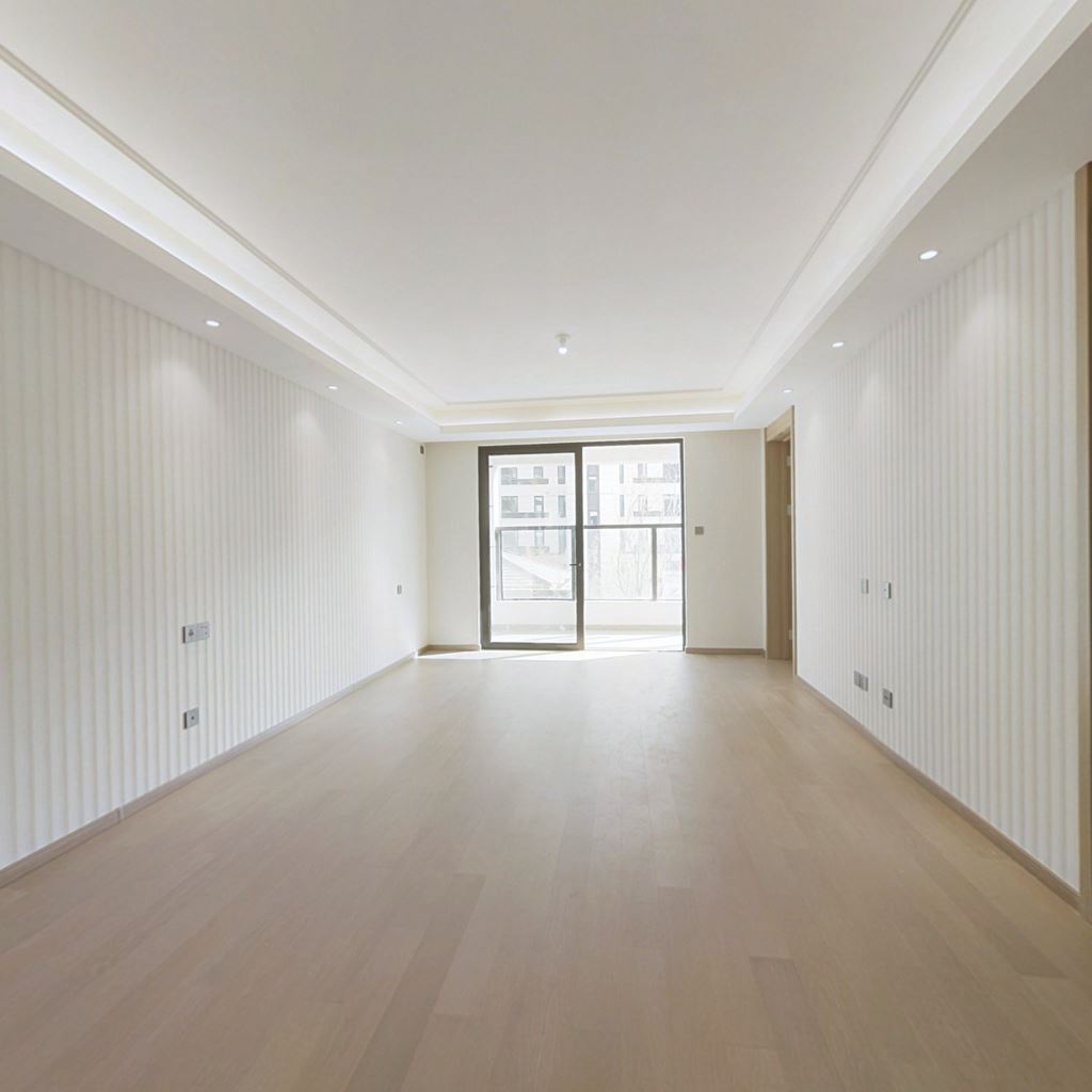 龙湖天宸源著 3室2厅2卫 117m&sup2;