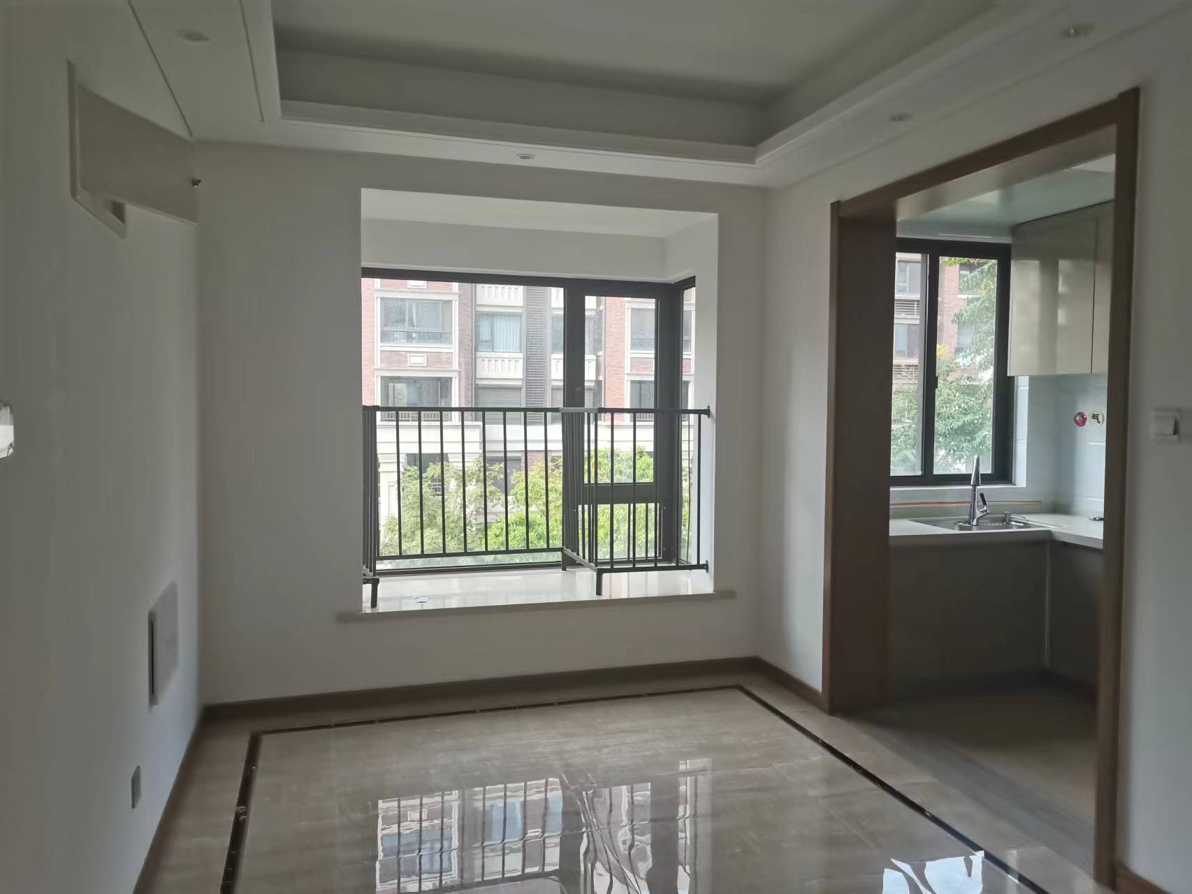 佳期漫 4室2厅2卫 122m&sup2;
