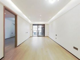 万科翡翠东第 3室2厅1卫 102m²